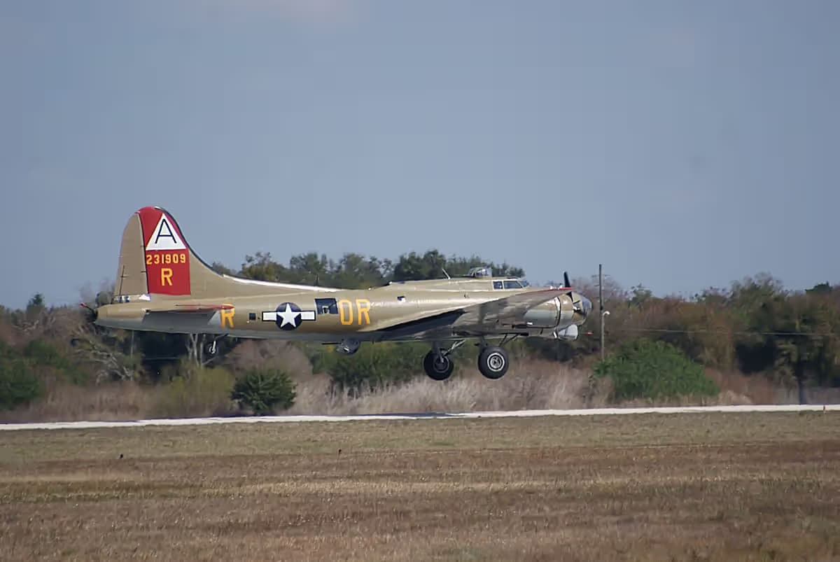 Unidentified — Boeing