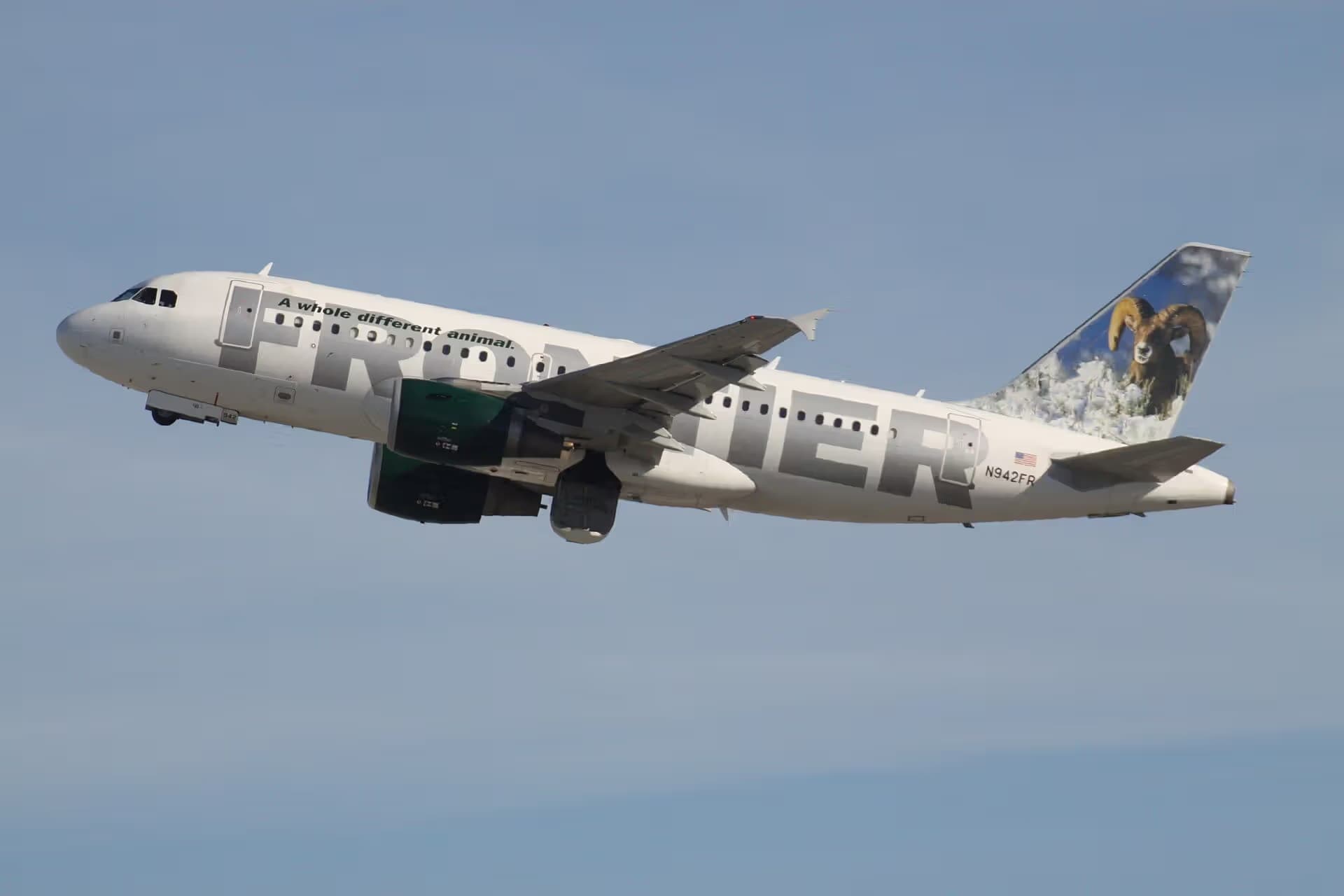 N942FR — Airbus