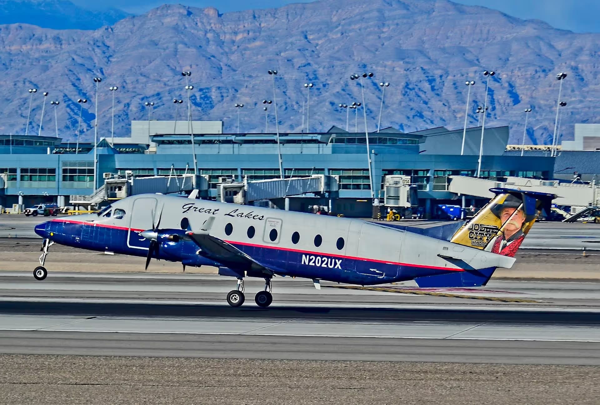 N202UX — Beech