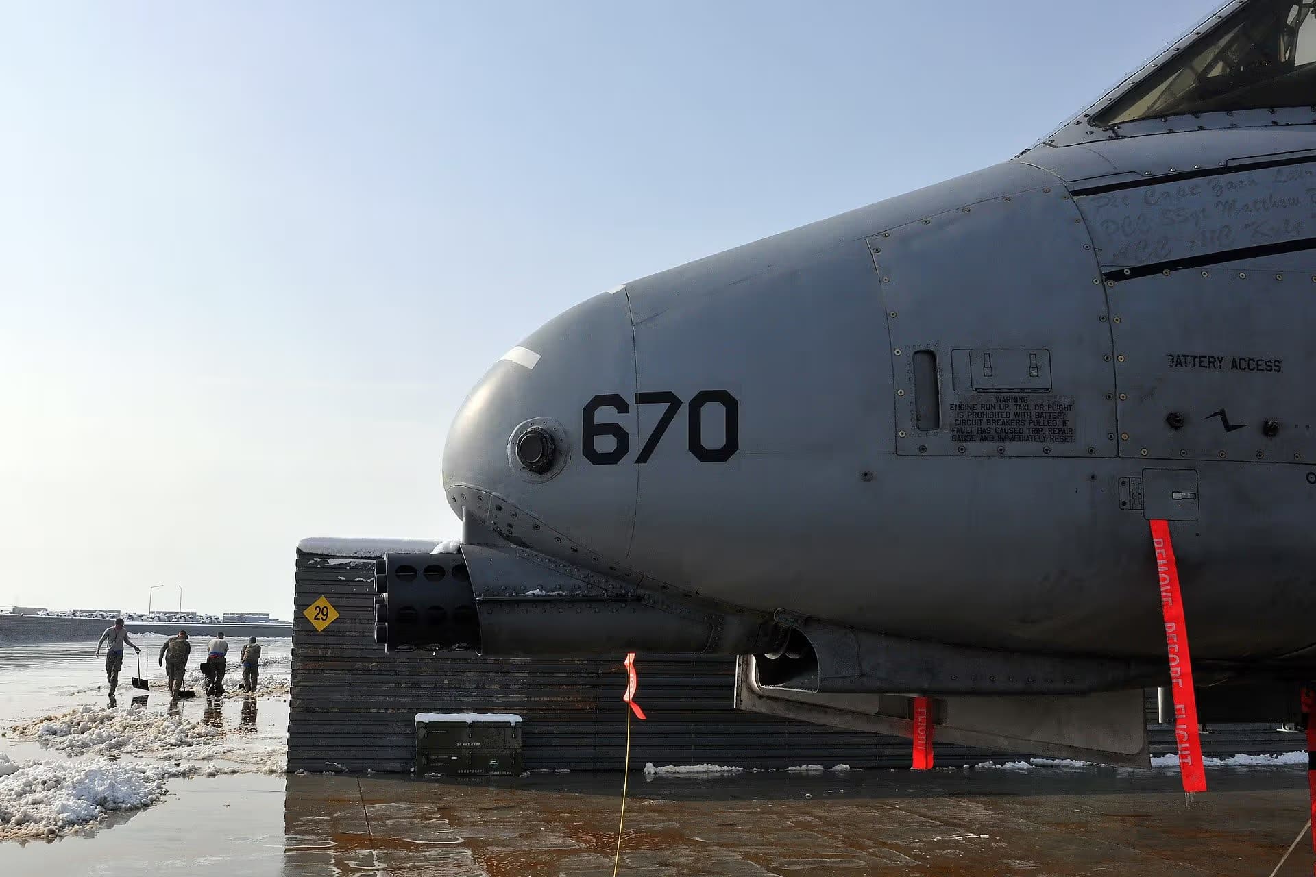 Unidentified — Aircraft