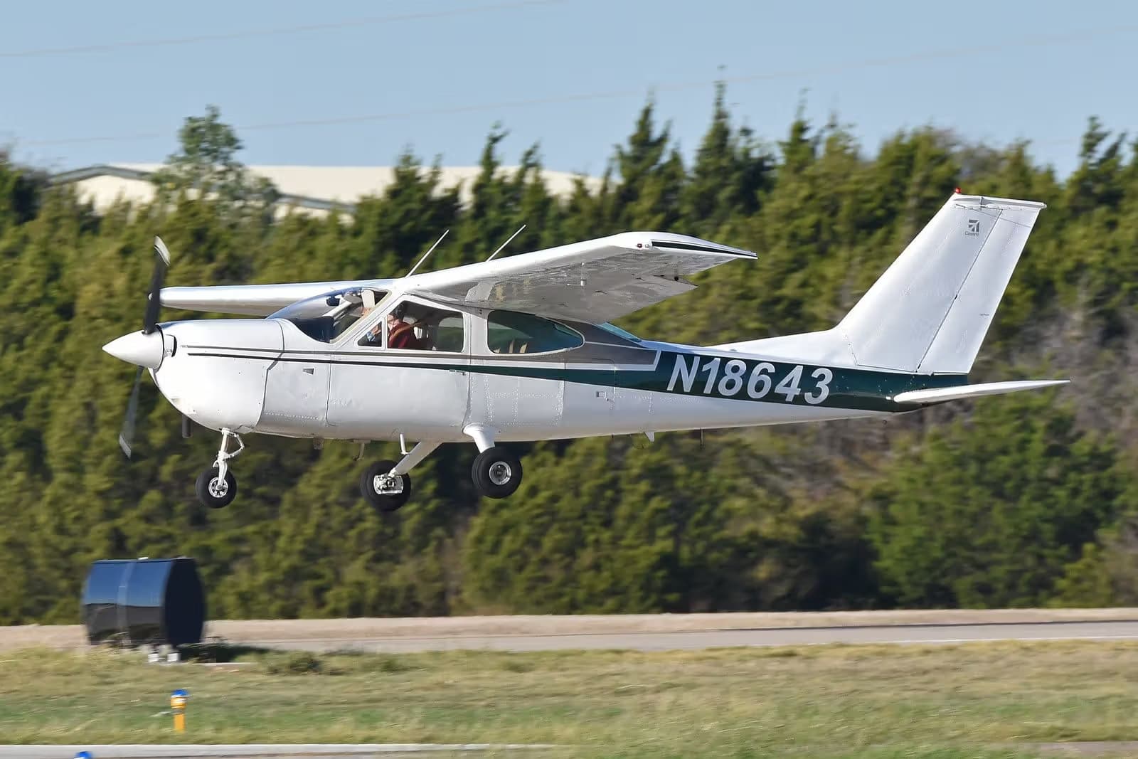 N18643 — Cessna