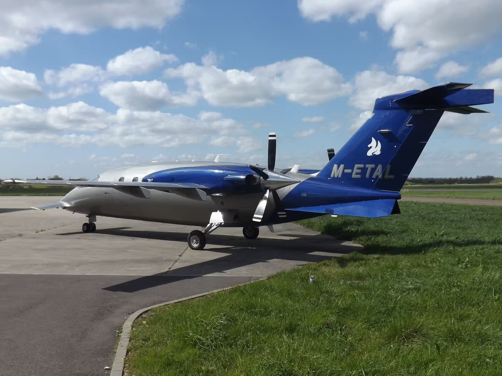 M-ETAL — Aircraft