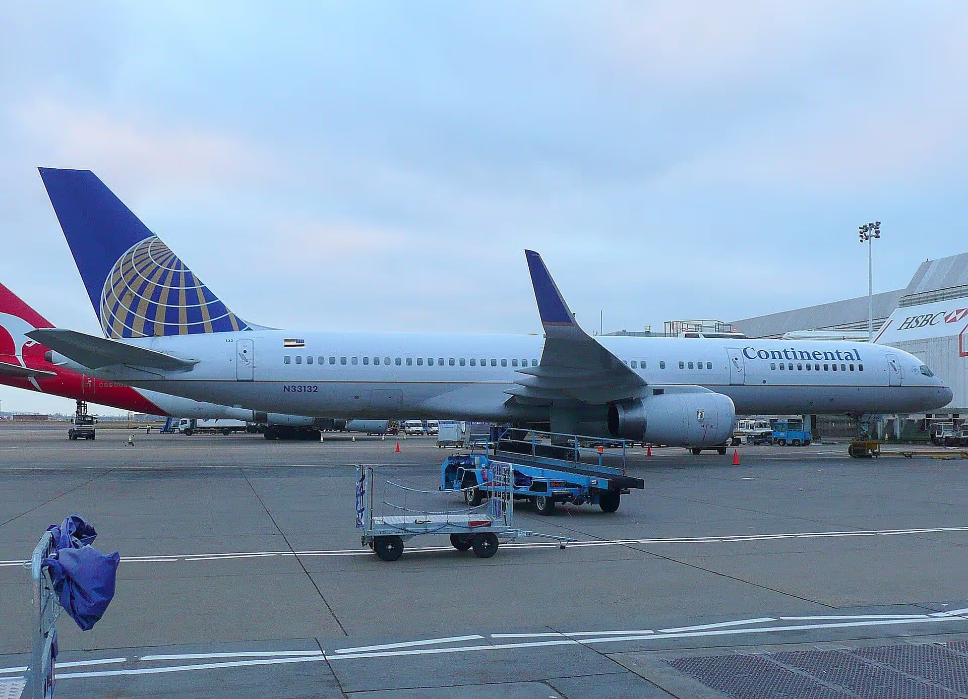 N33132 — Boeing