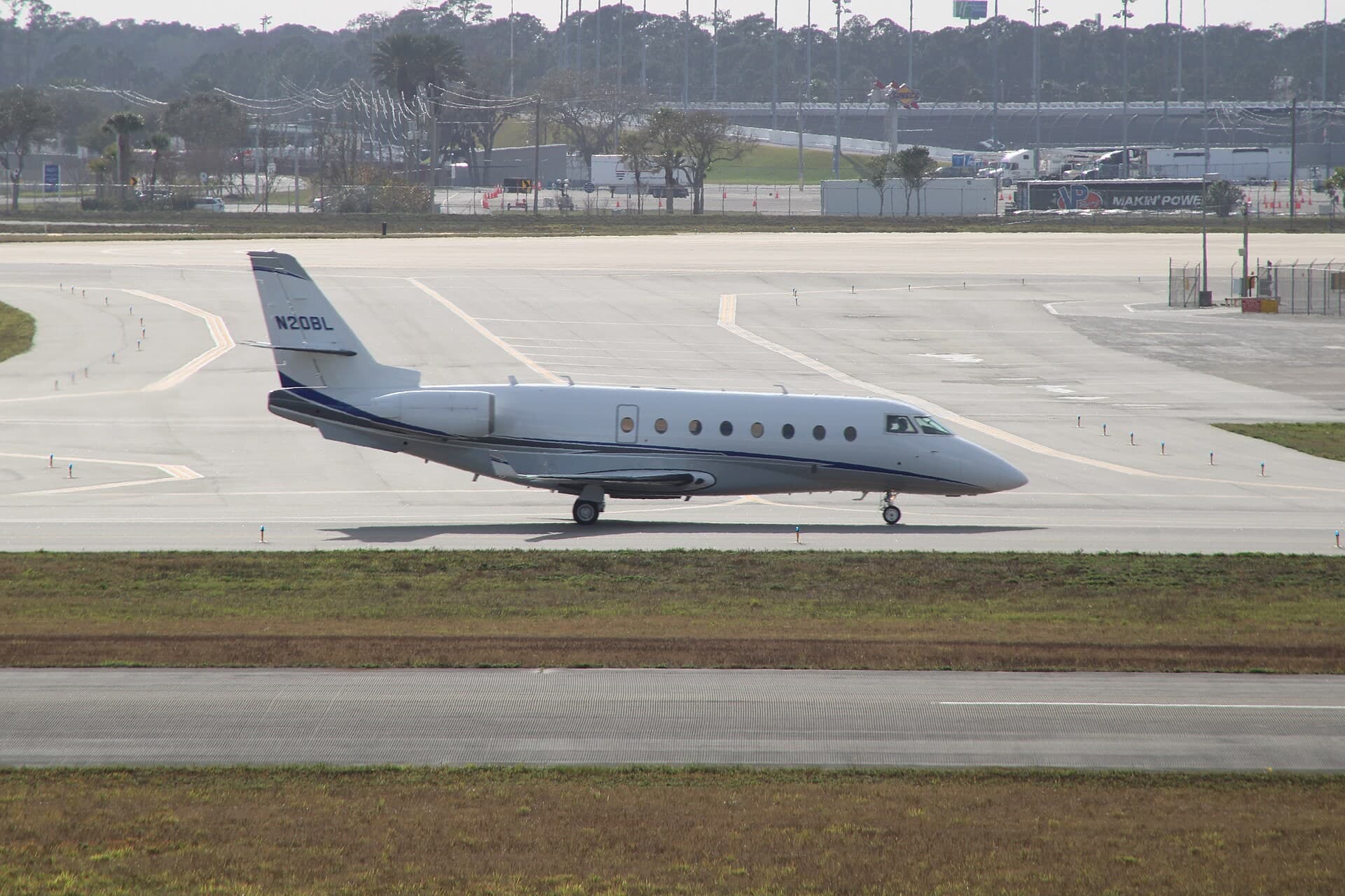 N20BL — Business jet