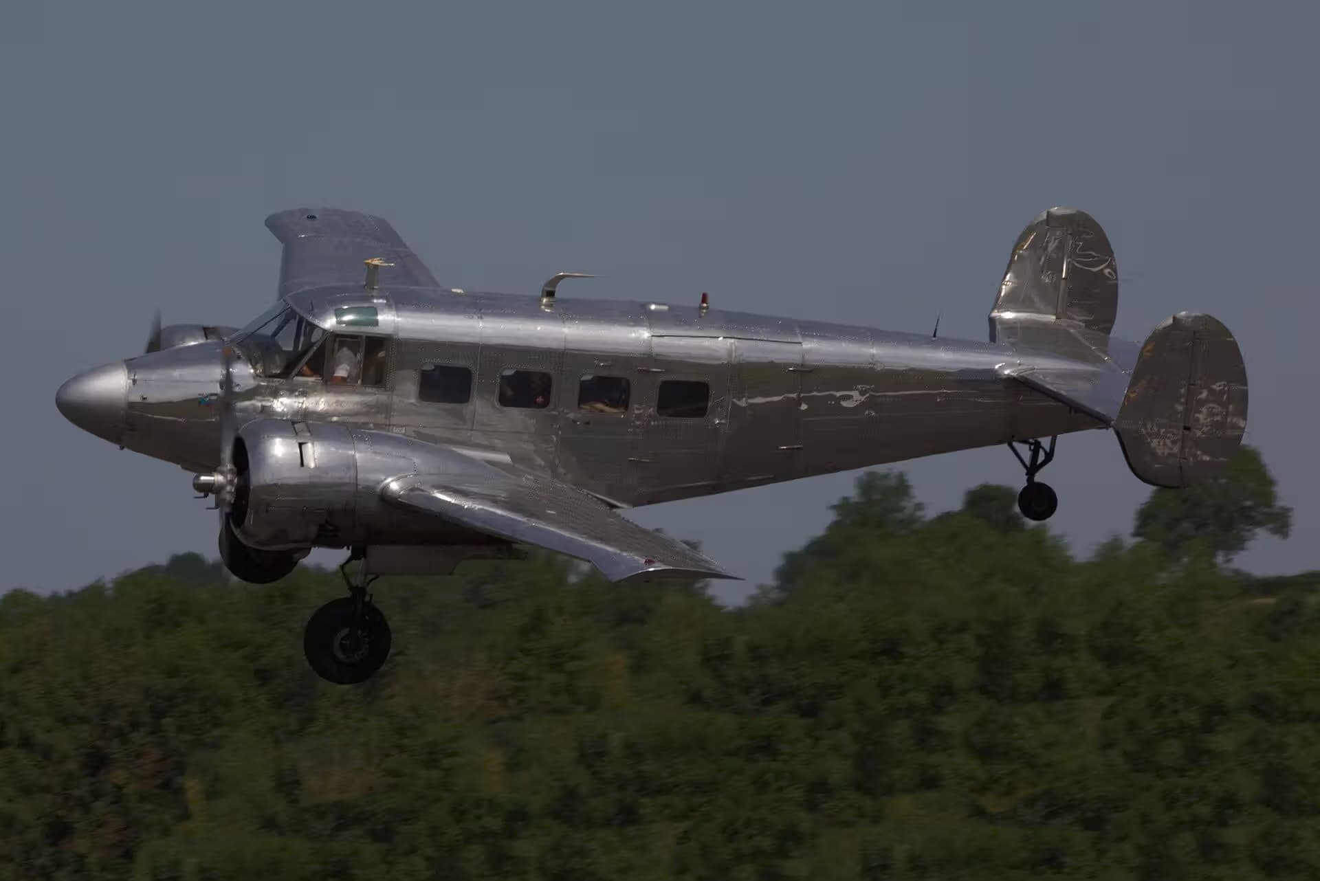 N45CF — Beechcraft