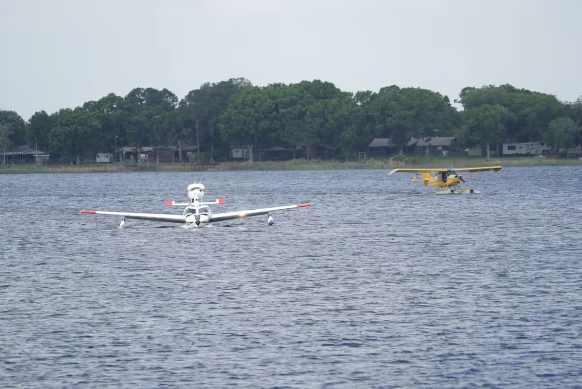N45L — Floatplane
