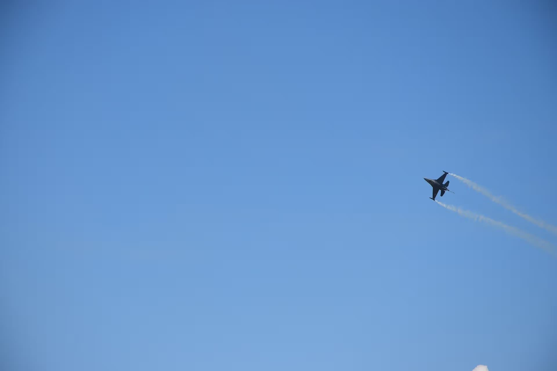 Unidentified — Aircraft