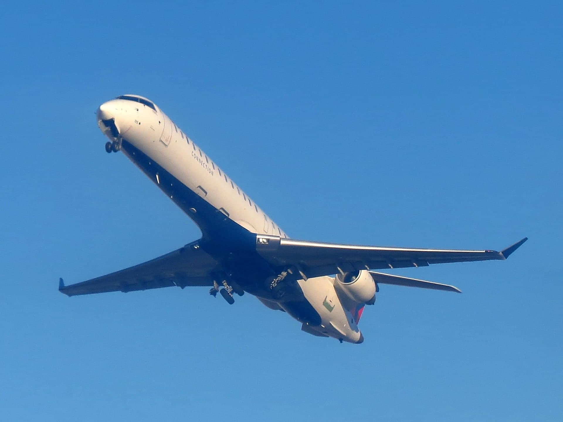 N195PQ — Bombardier