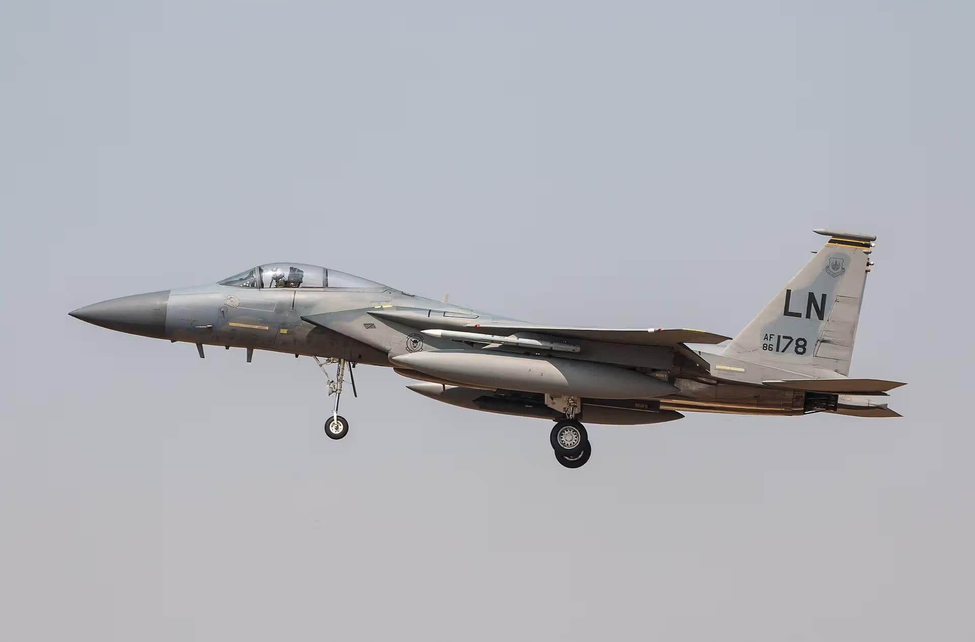 Unidentified — Aircraft