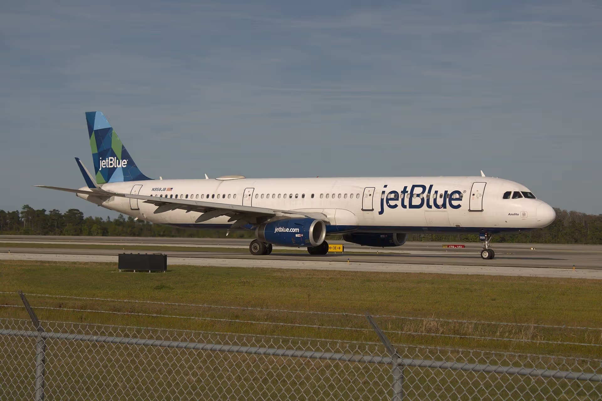N958JB — Airbus
