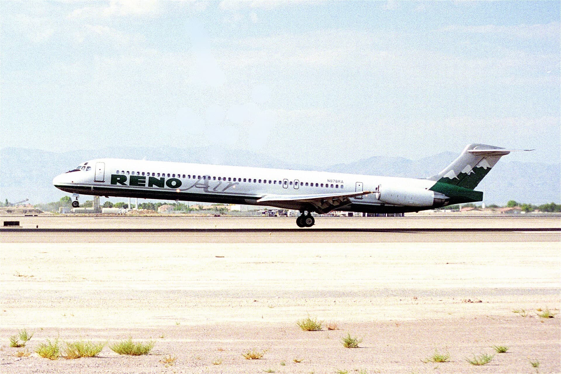 N878RA — Douglas