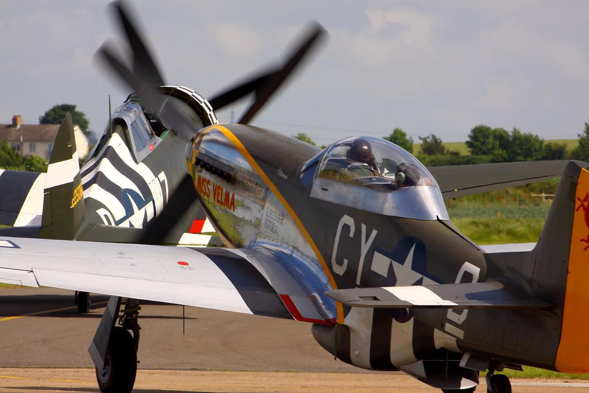 N251RJ — Warbird