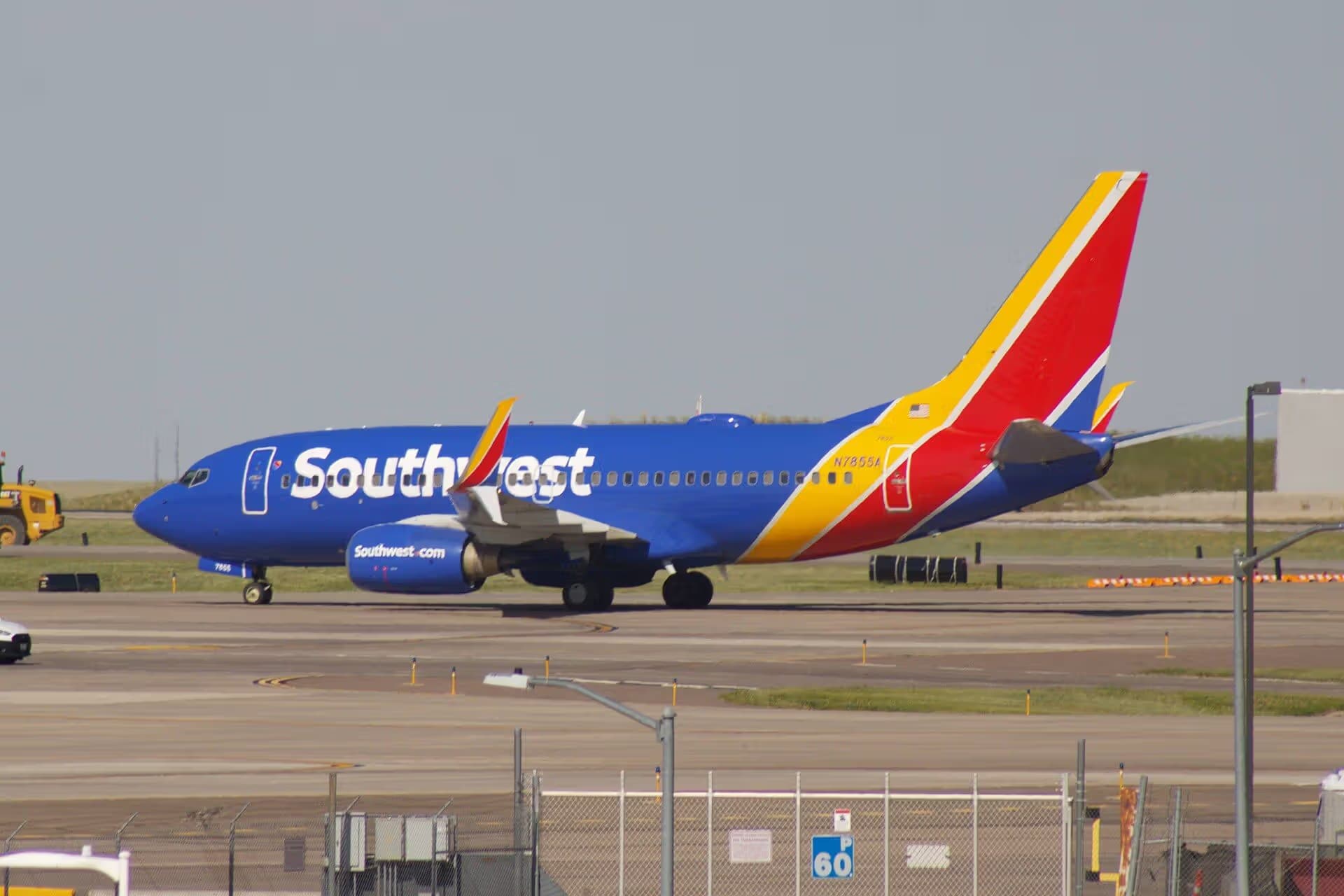 N7855A — Twin-engine aircraft