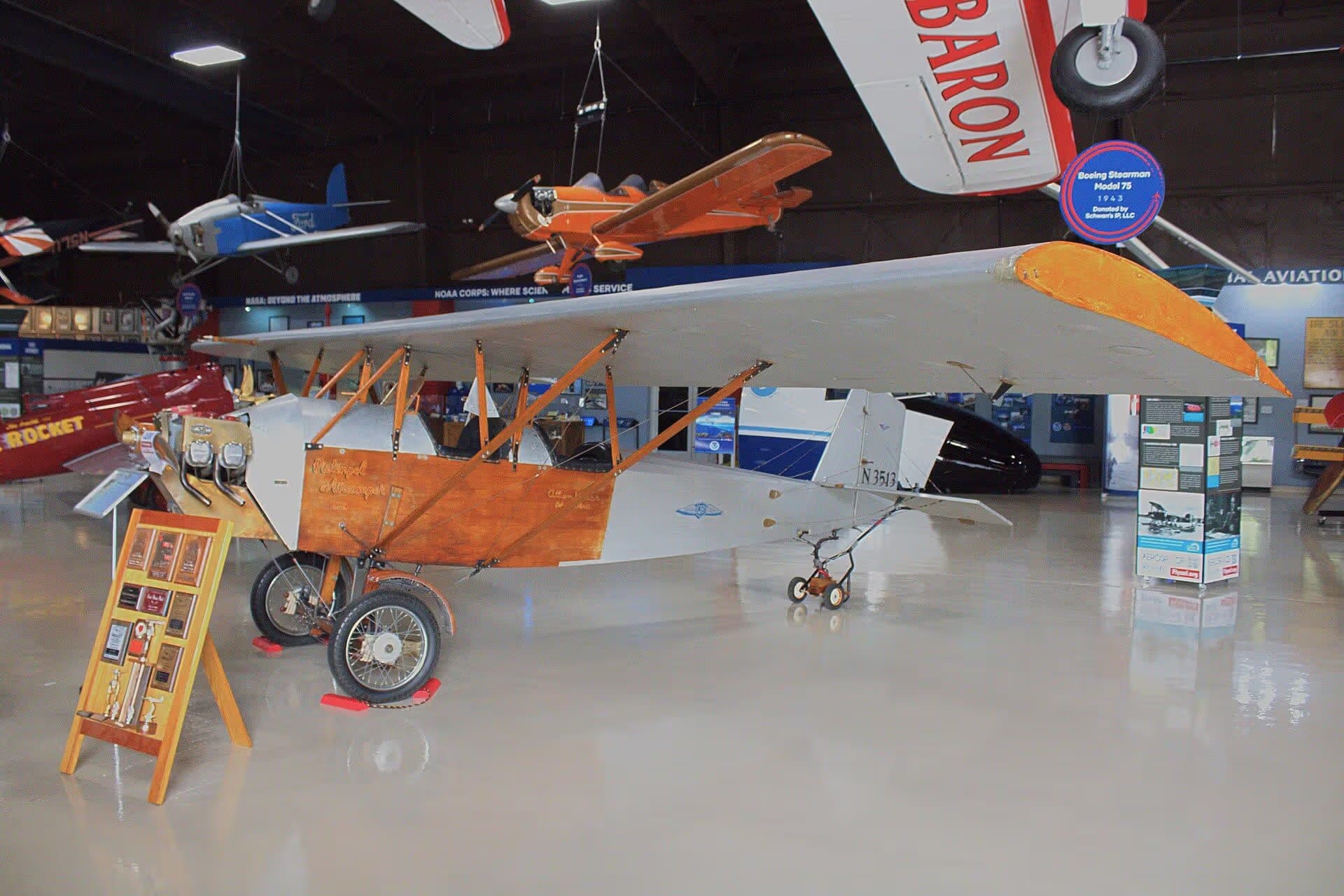 N3513 — Aircraft