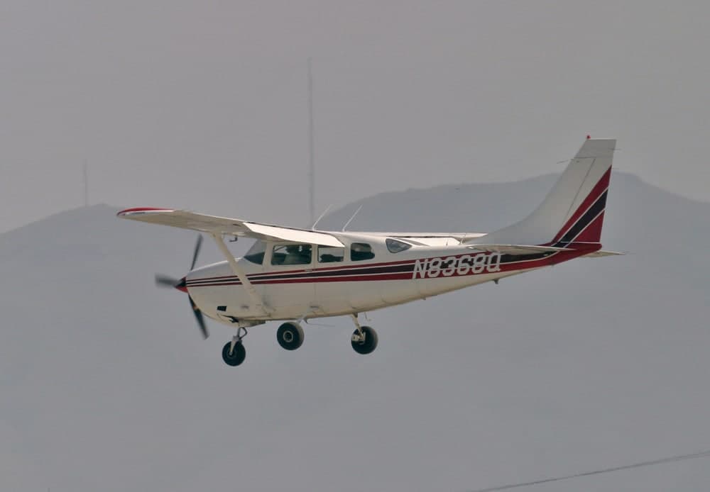 N8368Q — Cessna