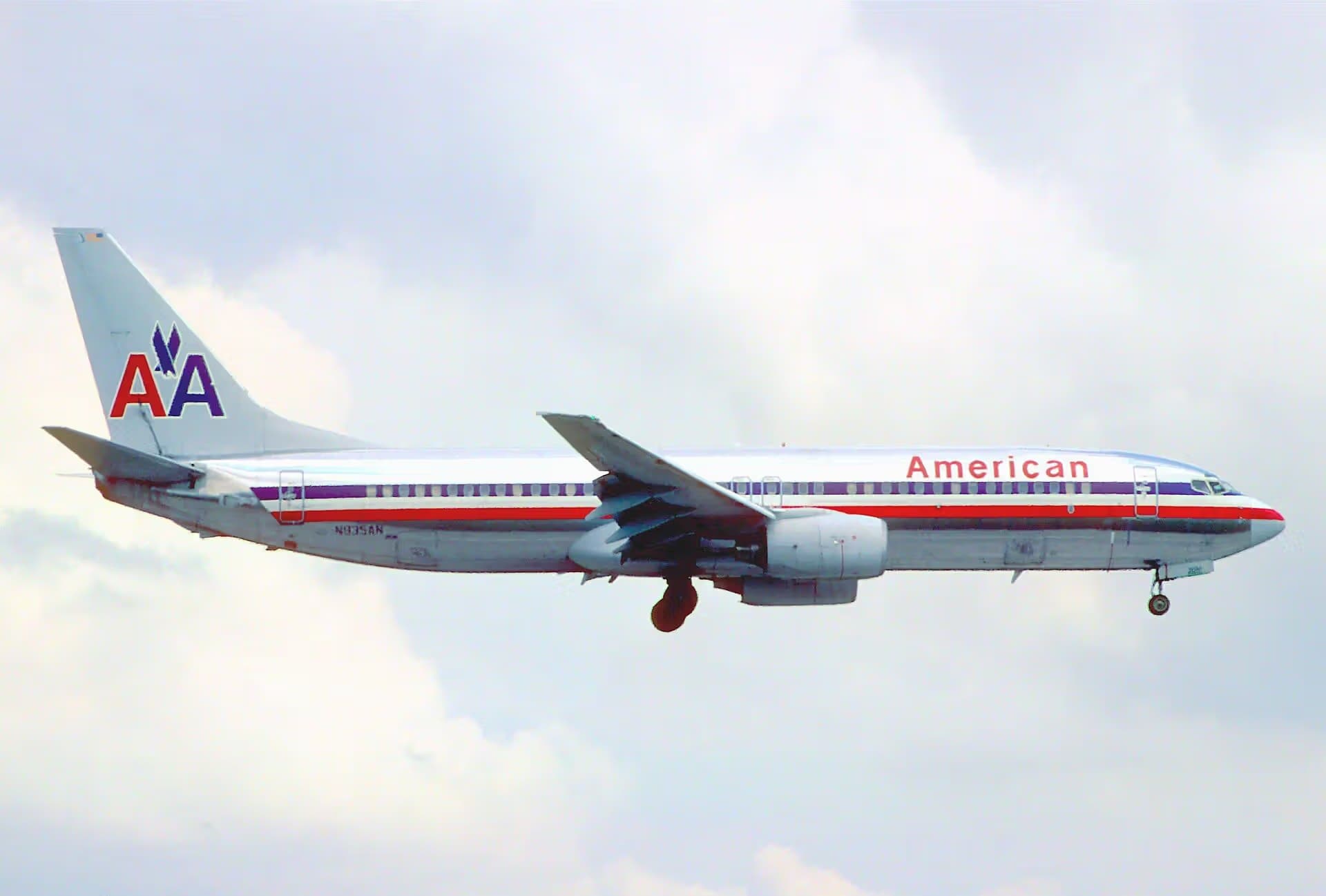 N935AN — Boeing