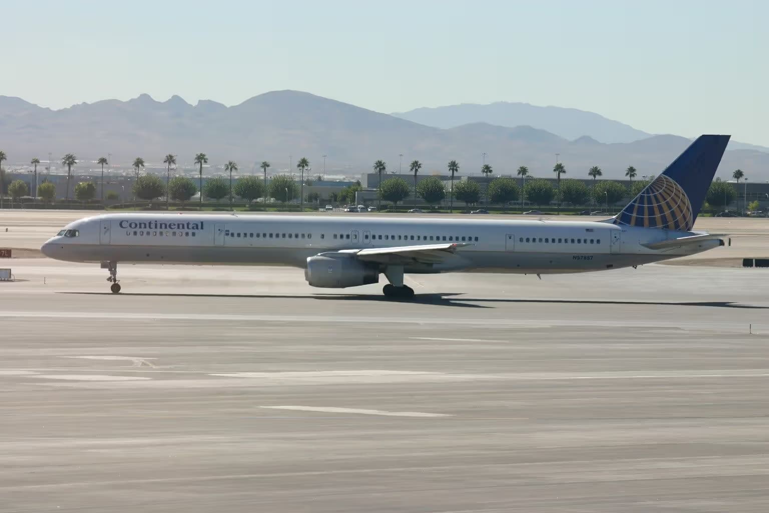 N57857 — Boeing