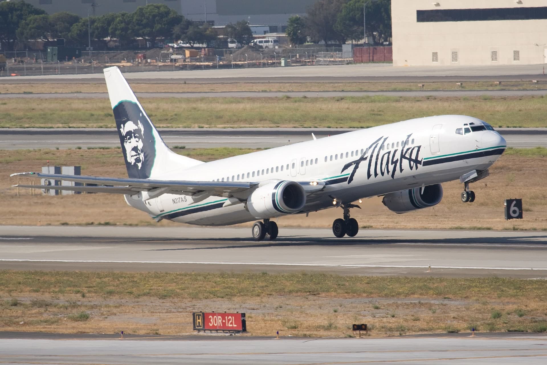 N317AS — Boeing