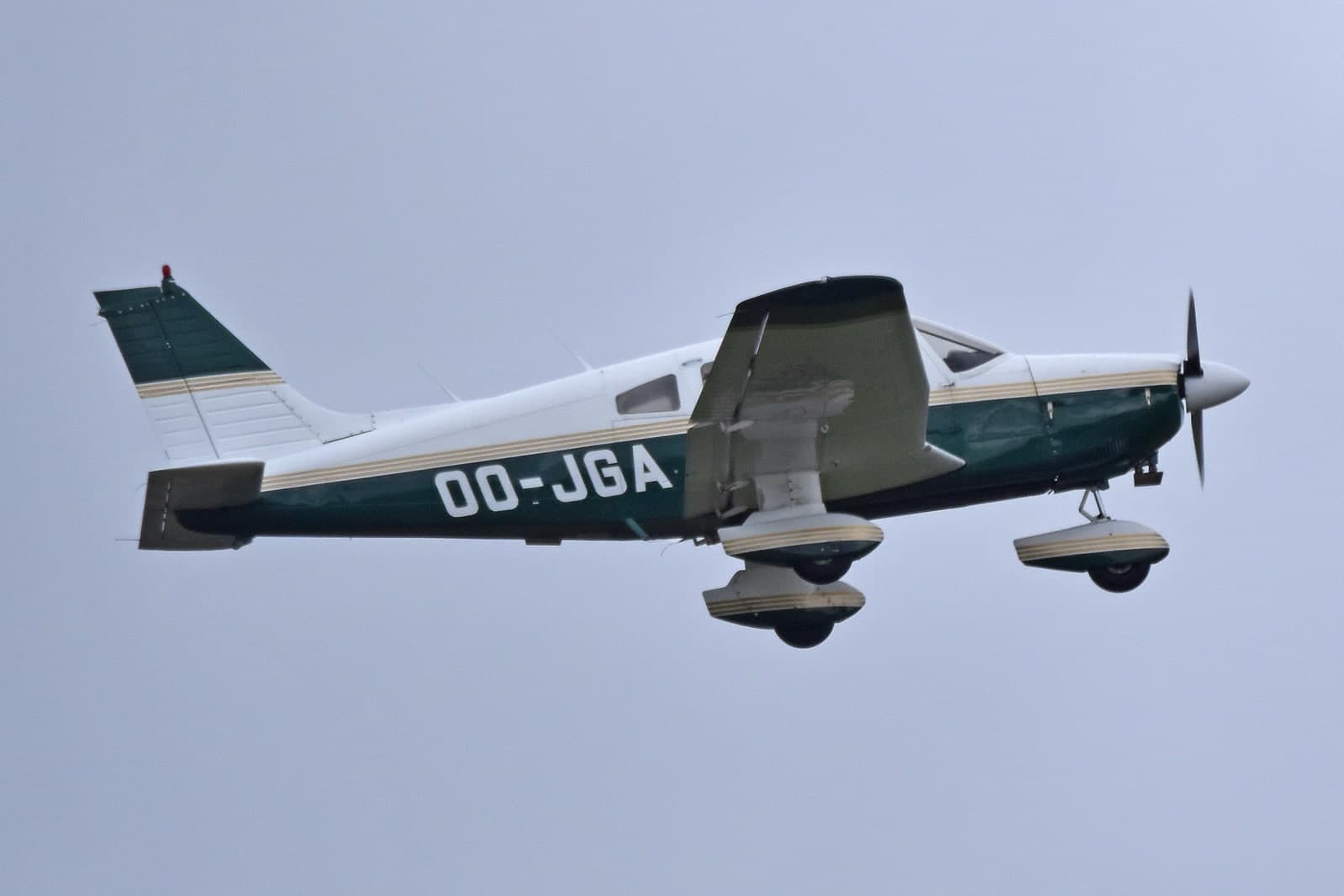 OO-JGA — Piper