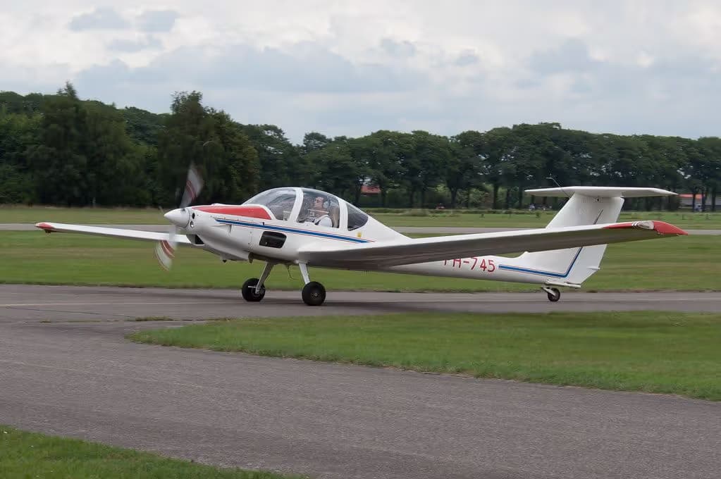 PH-745 — Glider