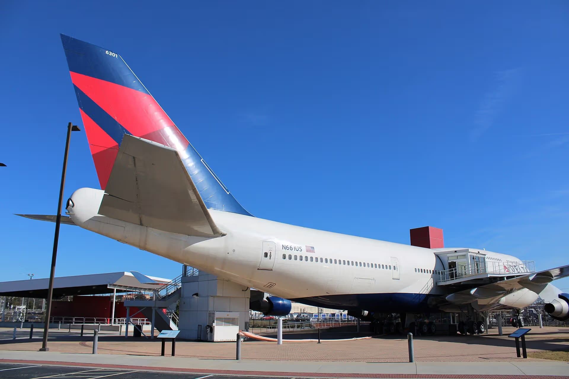 N661US — Boeing