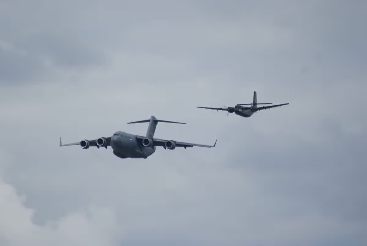 Unidentified — Boeing