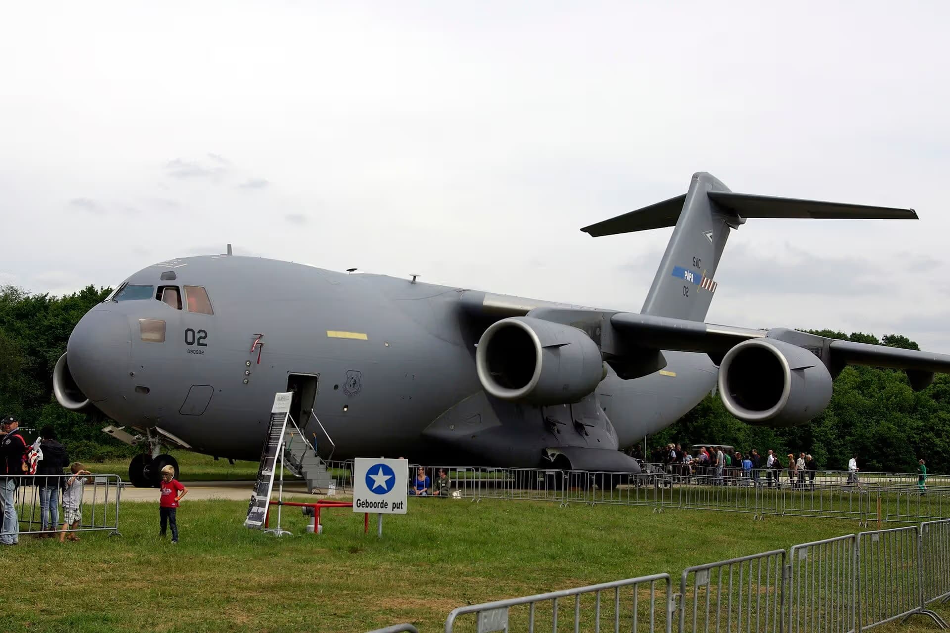 Unidentified — Boeing