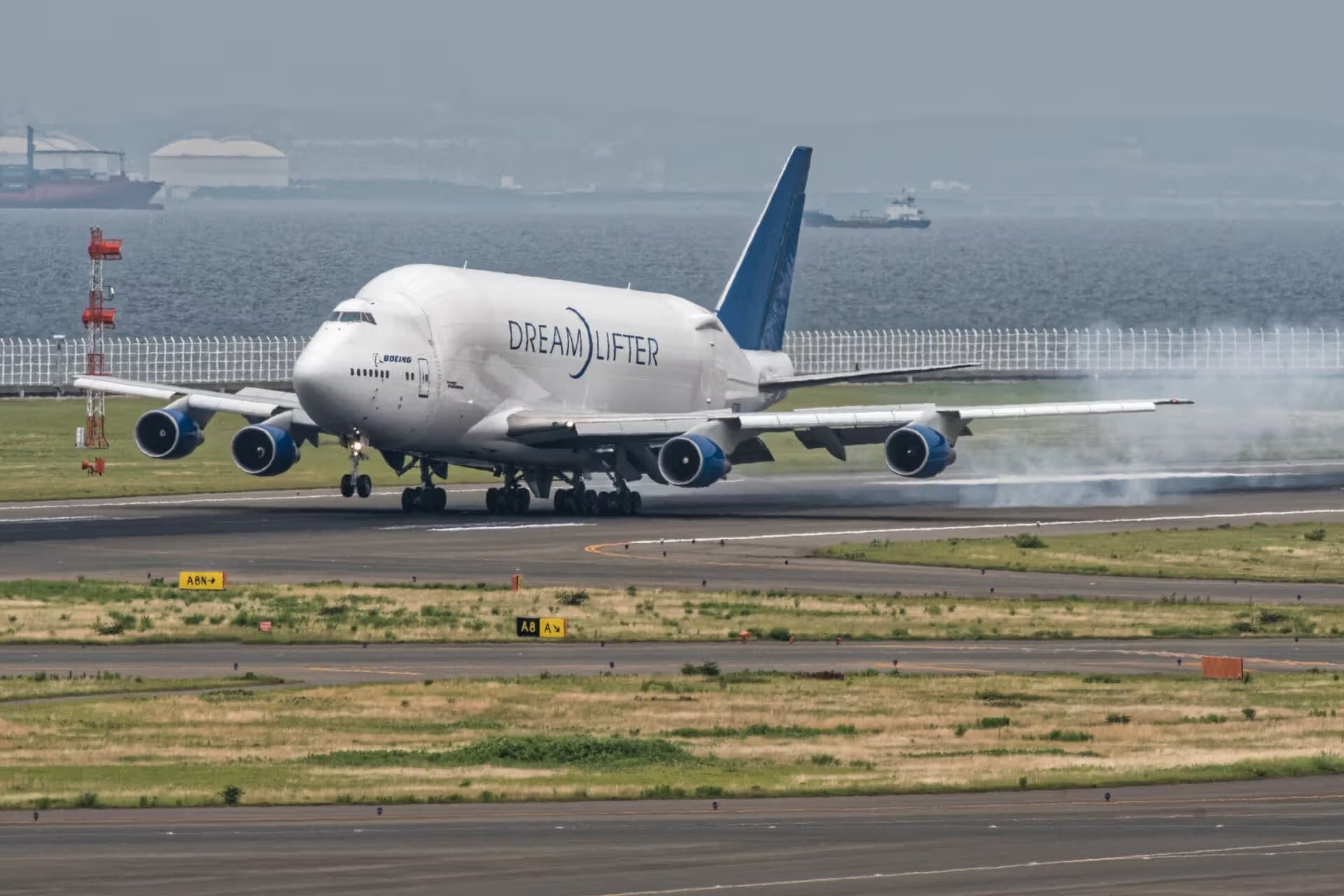 N718BA — Boeing at Las Vegas Airport