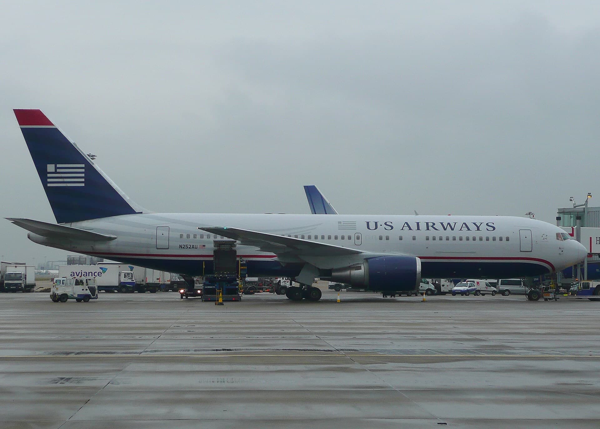 N252AU — Twin-engine aircraft