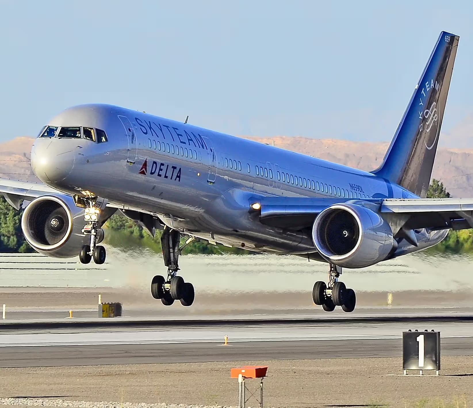 N659DL — Boeing