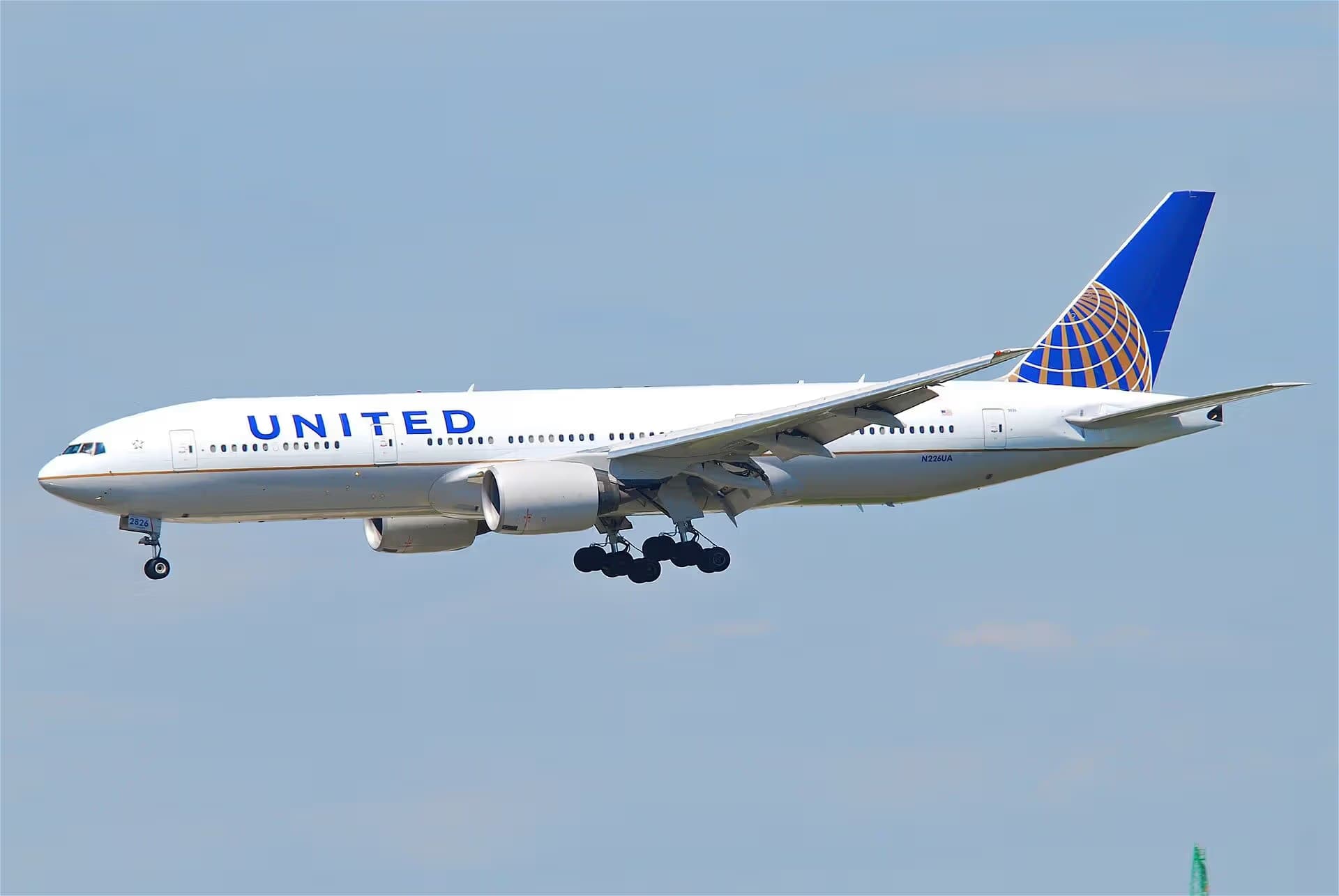 N226UA — Boeing