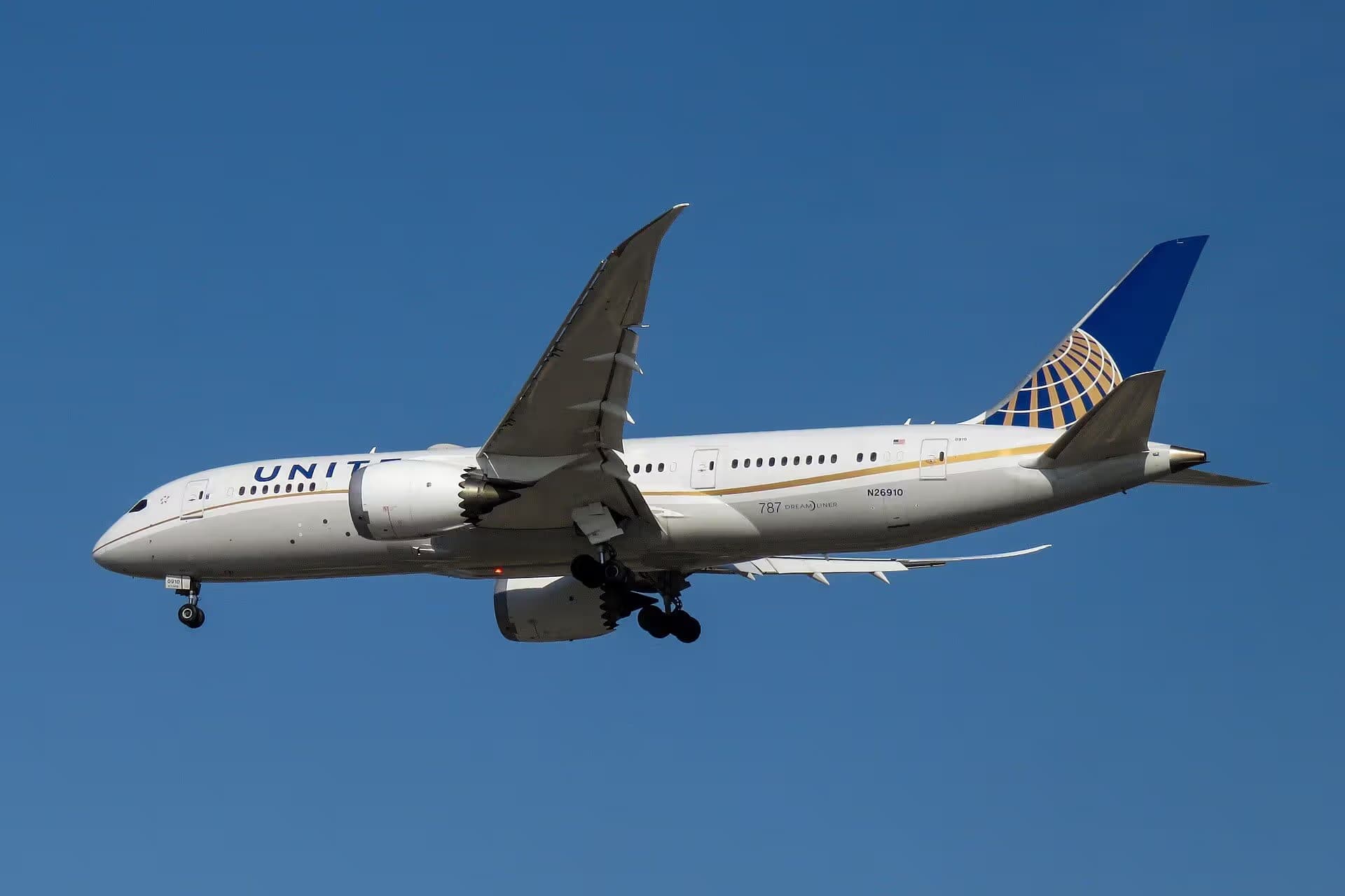 N26910 — Boeing