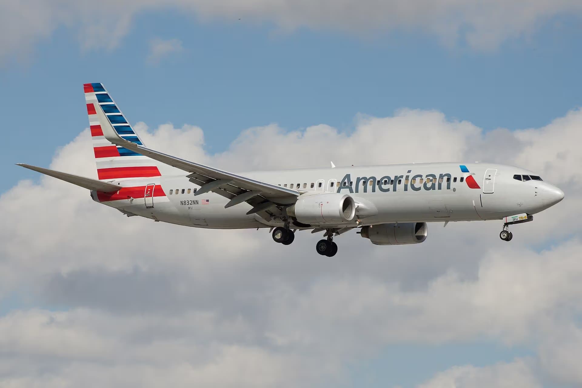 N832NN — Boeing