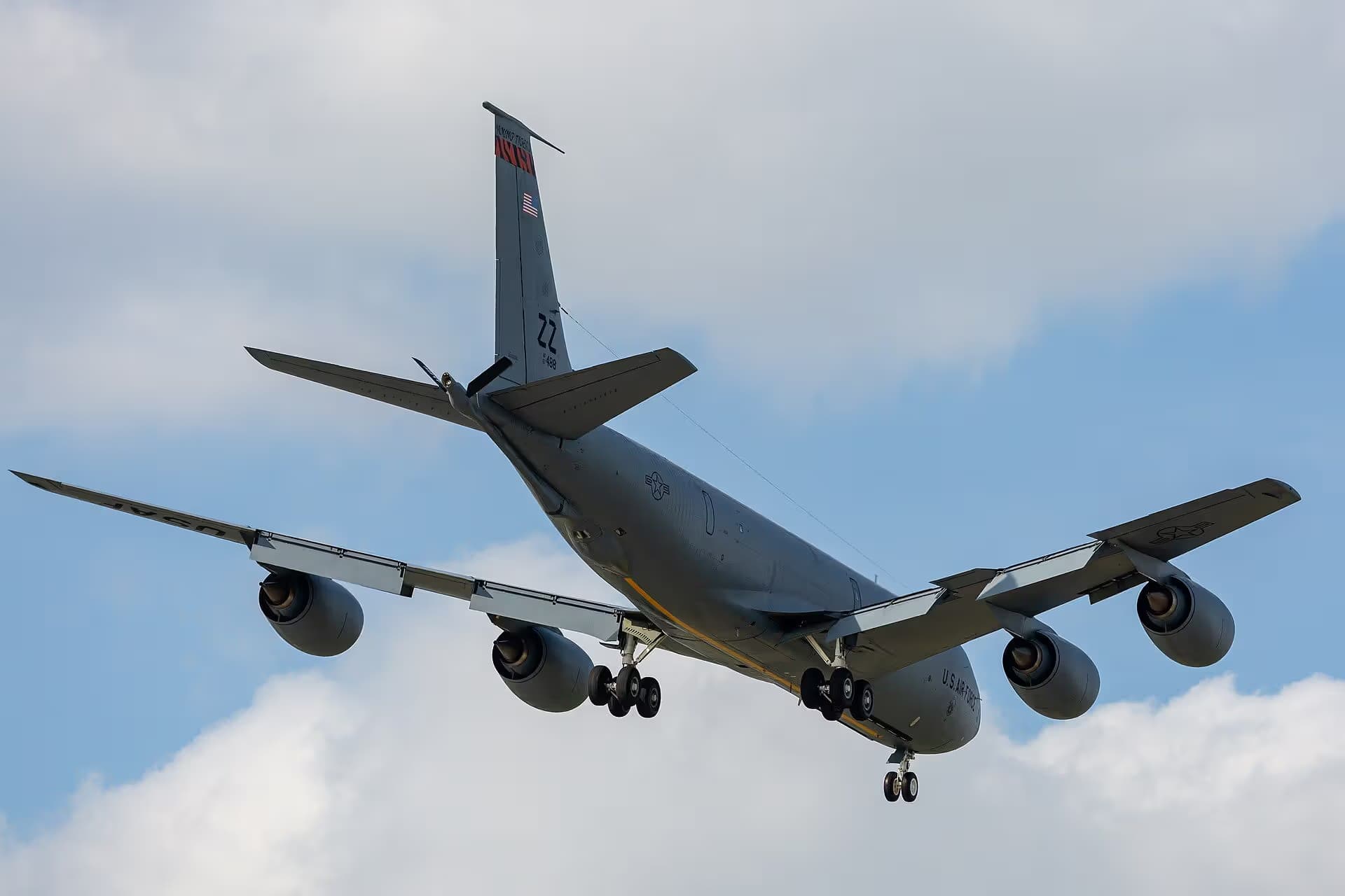 Unidentified — Aircraft