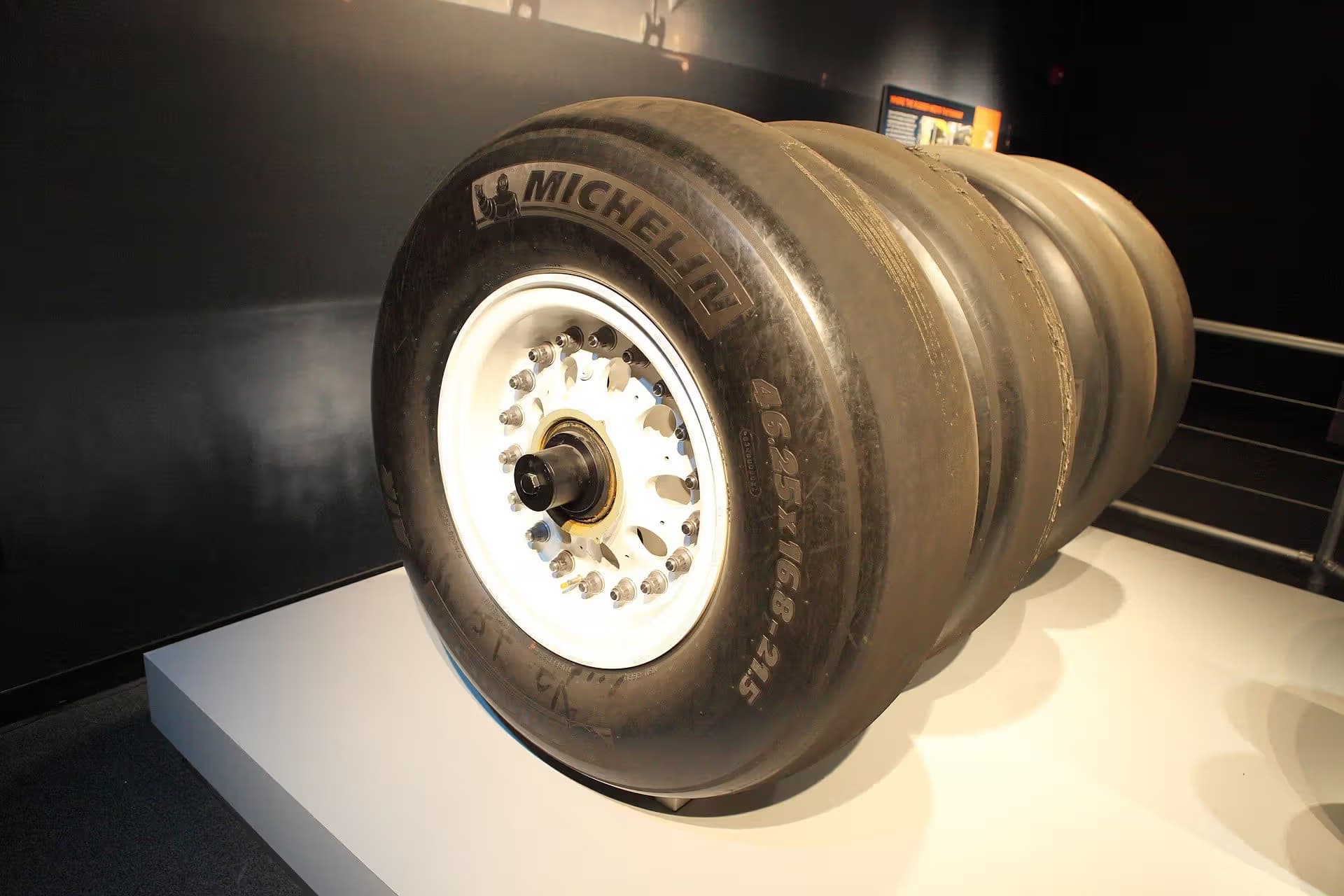 Unidentified — Aircraft