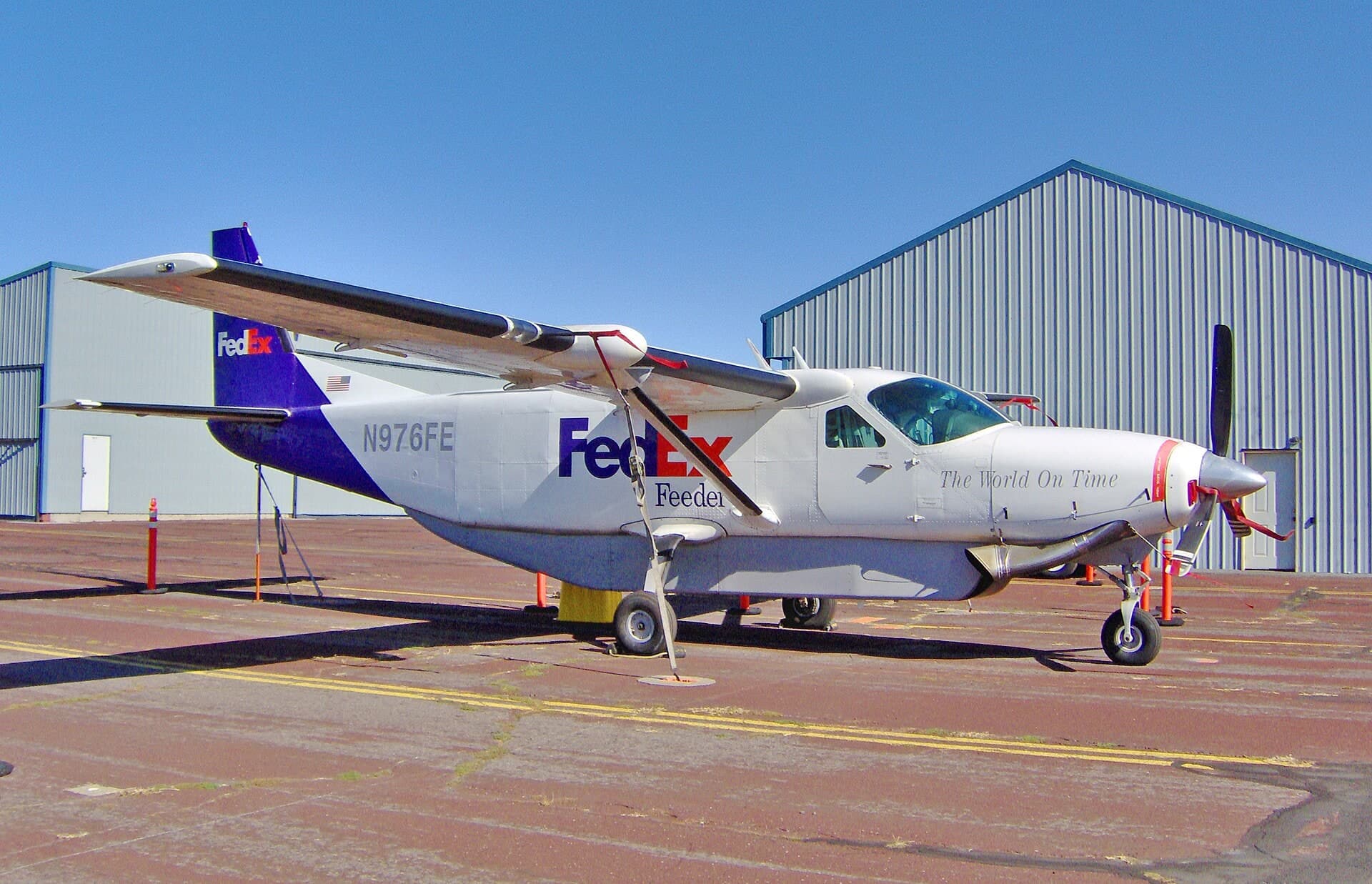 N976FE — Cessna