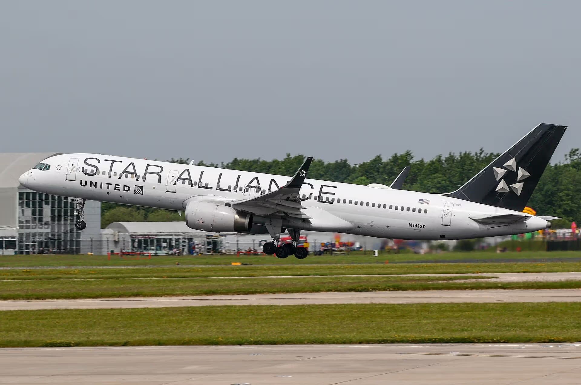 N14120 — Twin-engine aircraft
