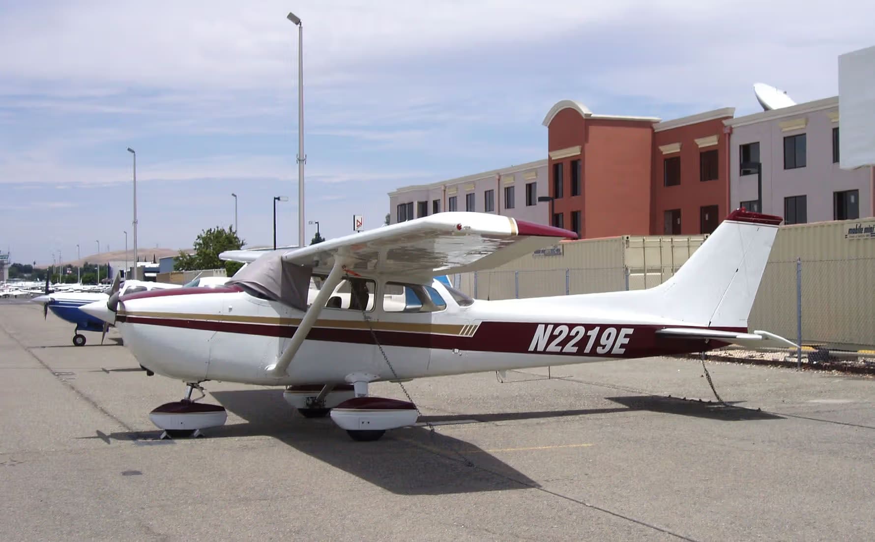 N2219E — Single-engine aircraft