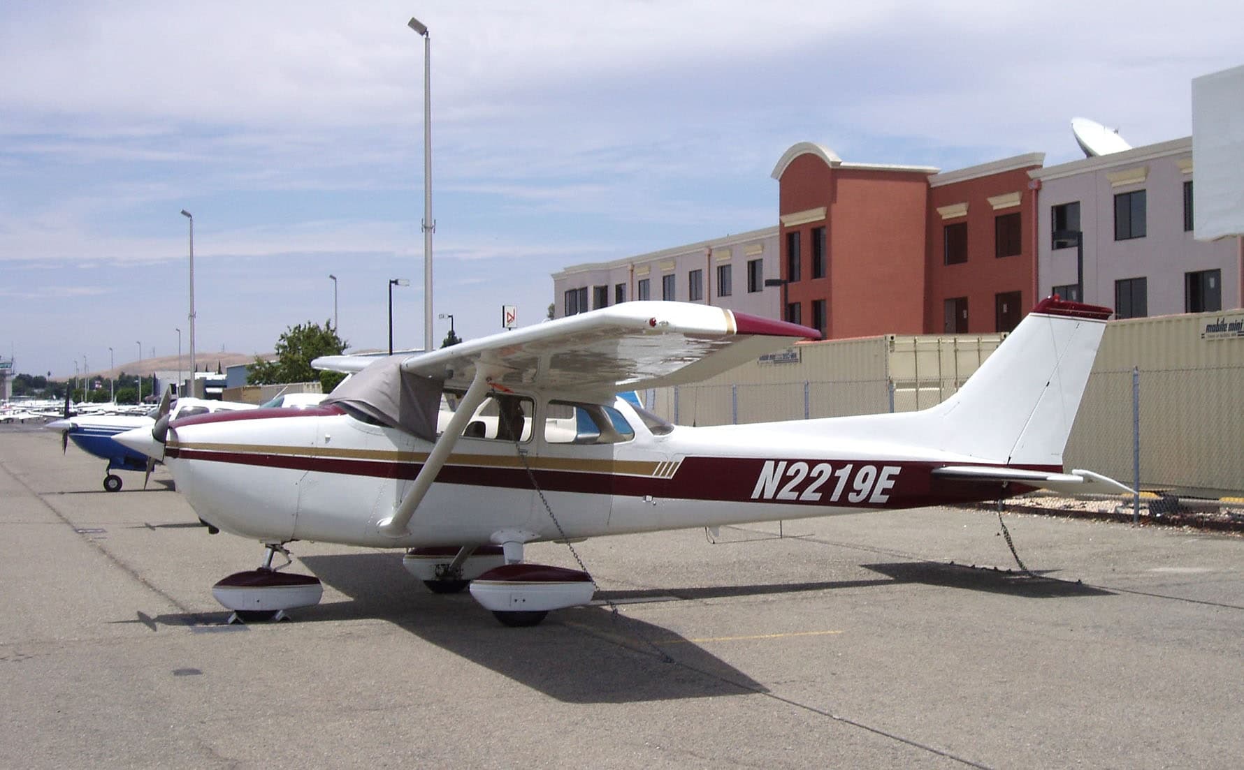 N2219E — Single-engine aircraft