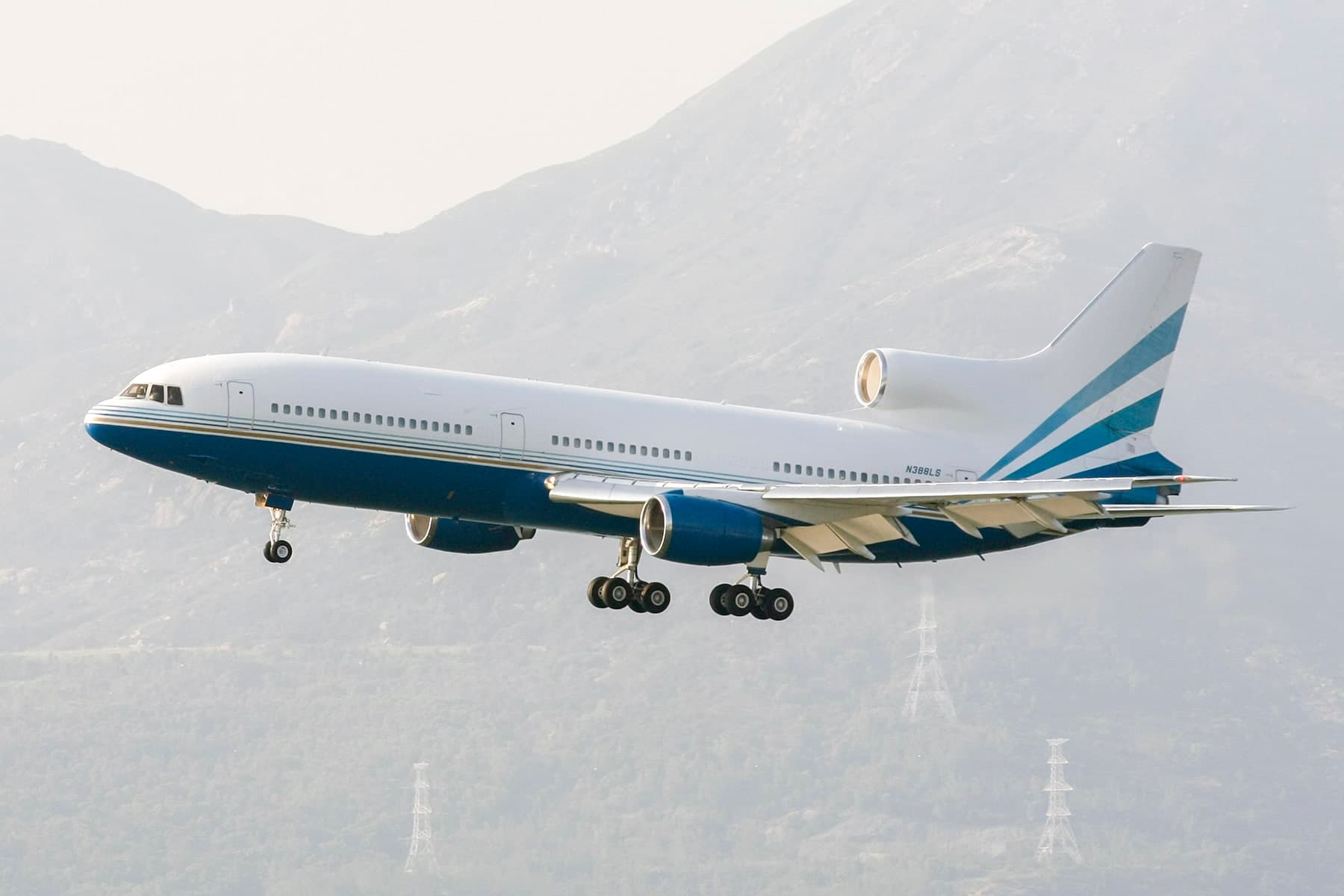 N388LS — Lockheed