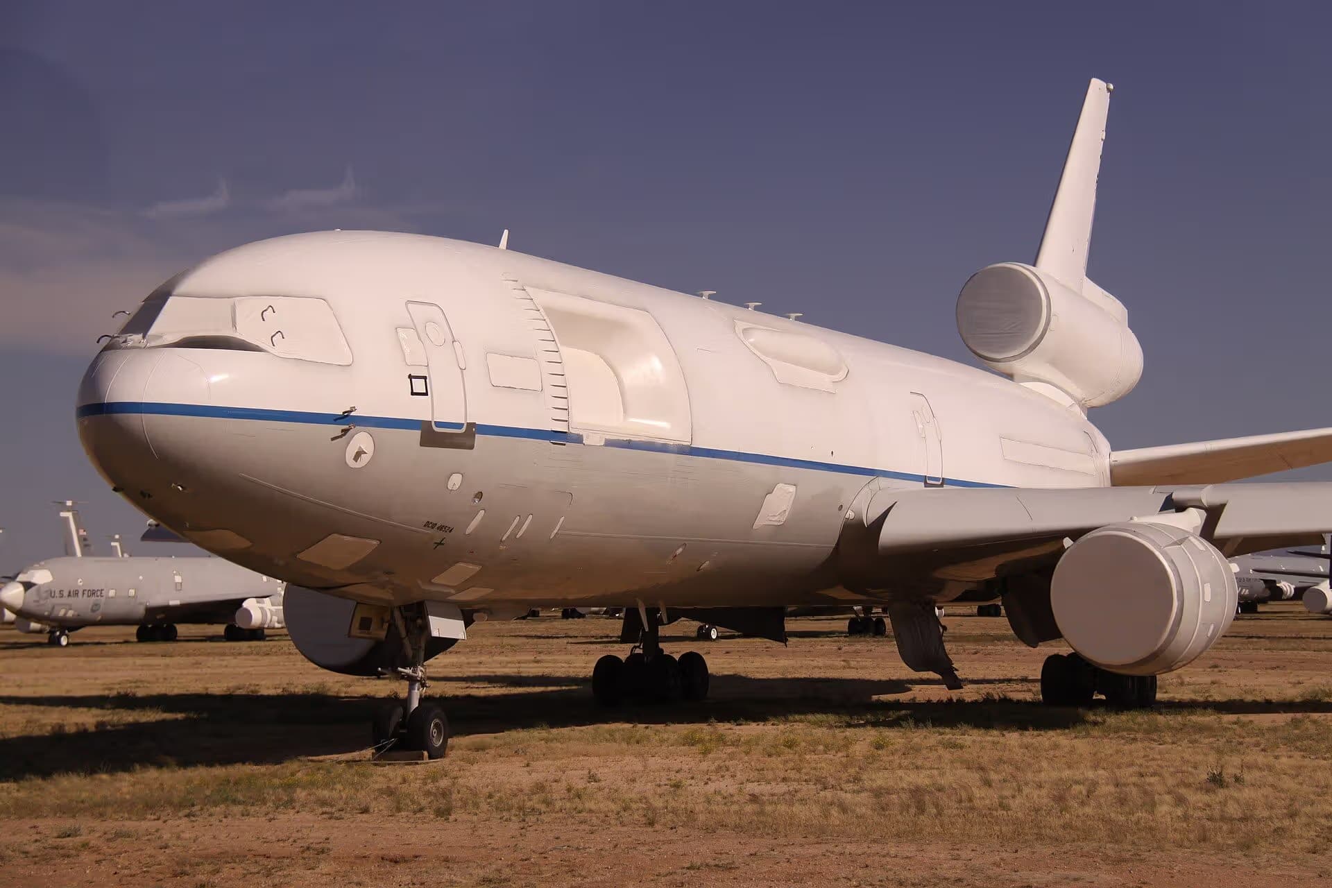 N910SF — Douglas