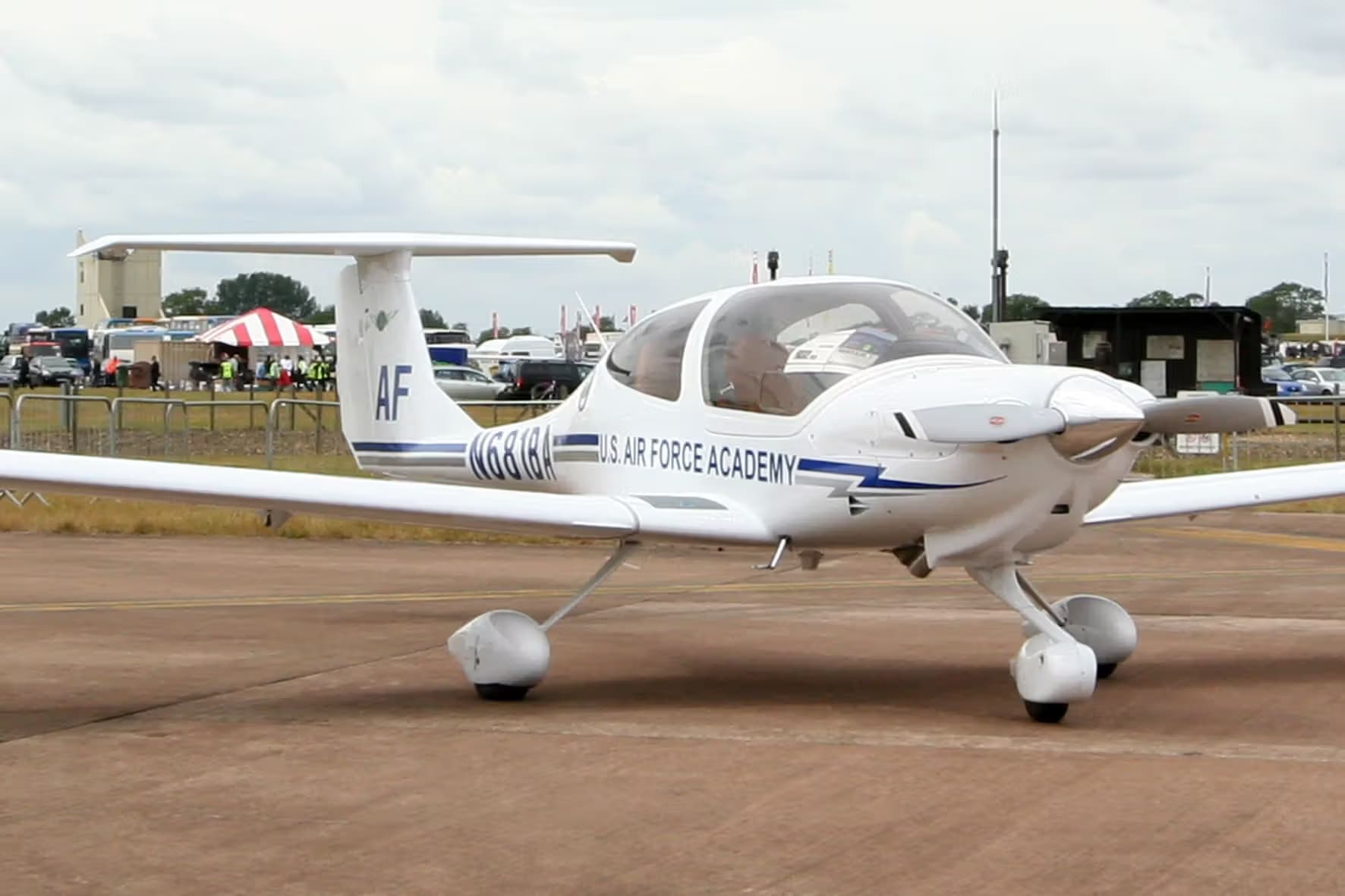 N681BA — Diamond