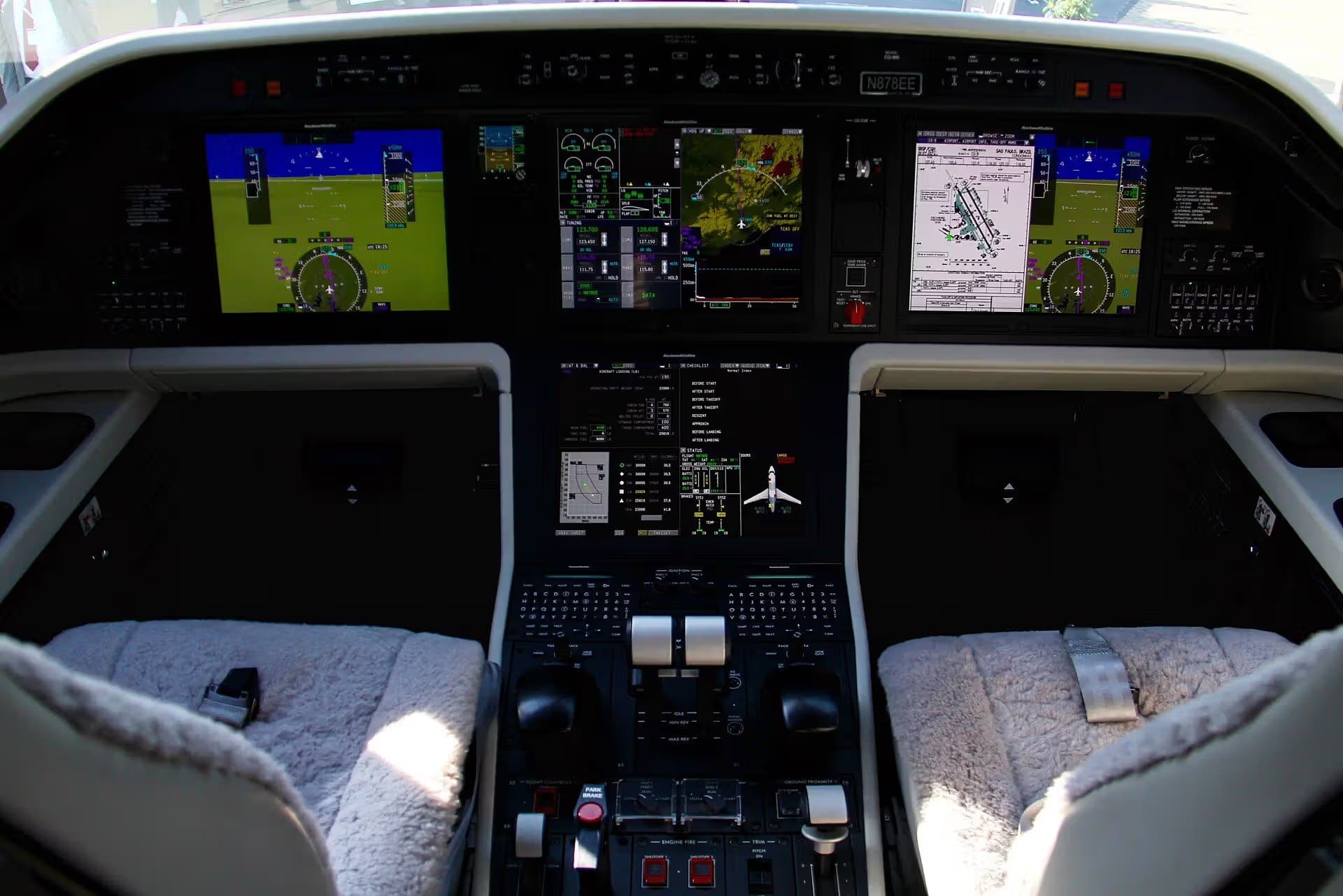 N878EE — Aircraft