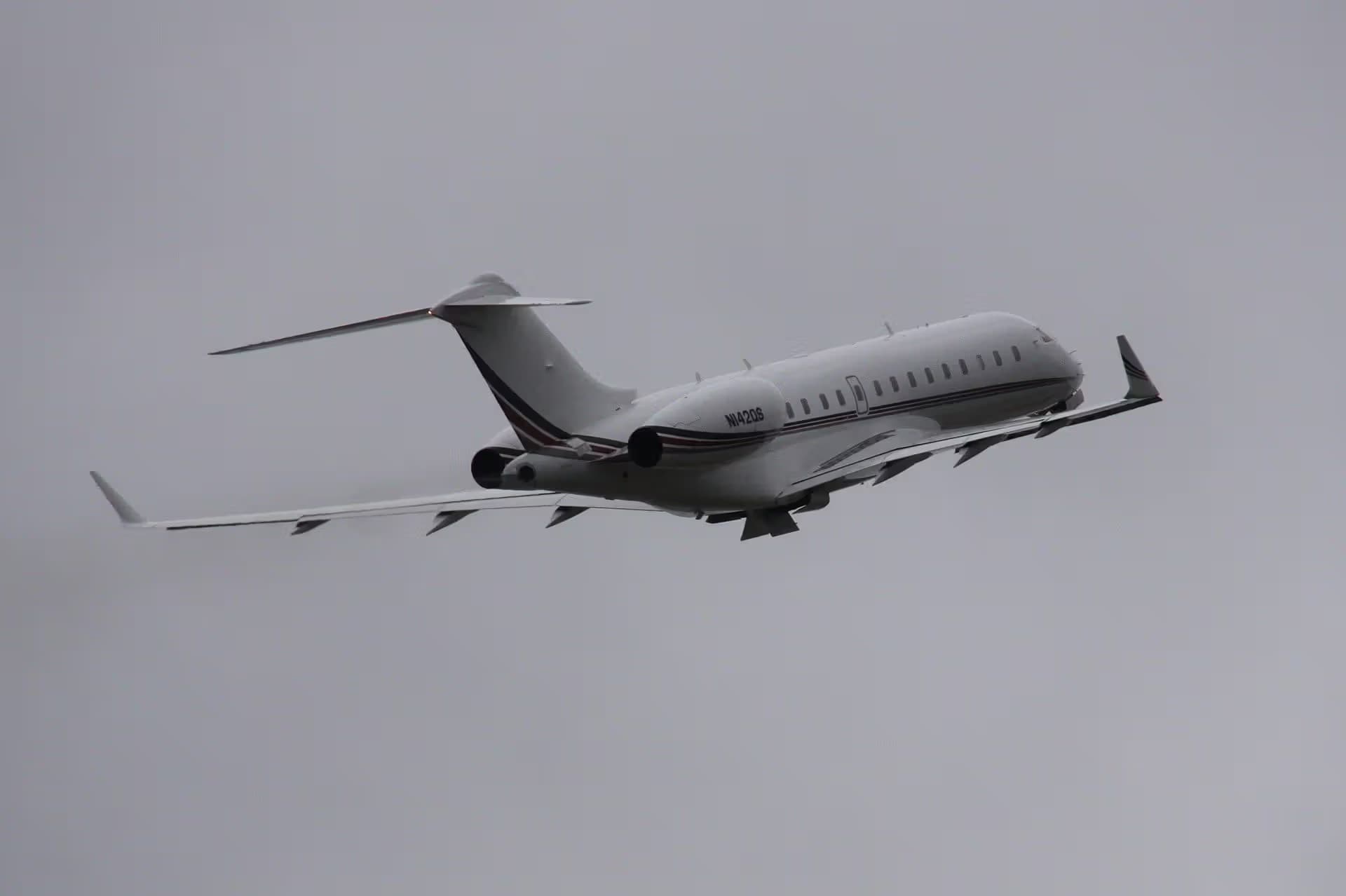 N142QS — Business jet