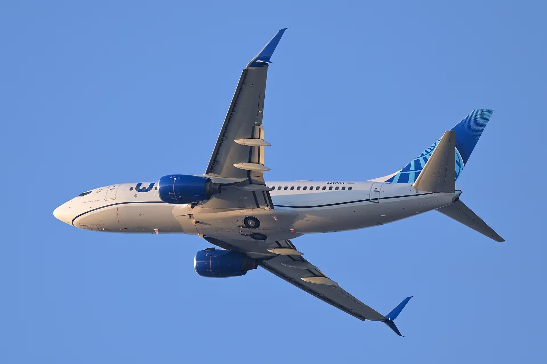 N16703 — Boeing