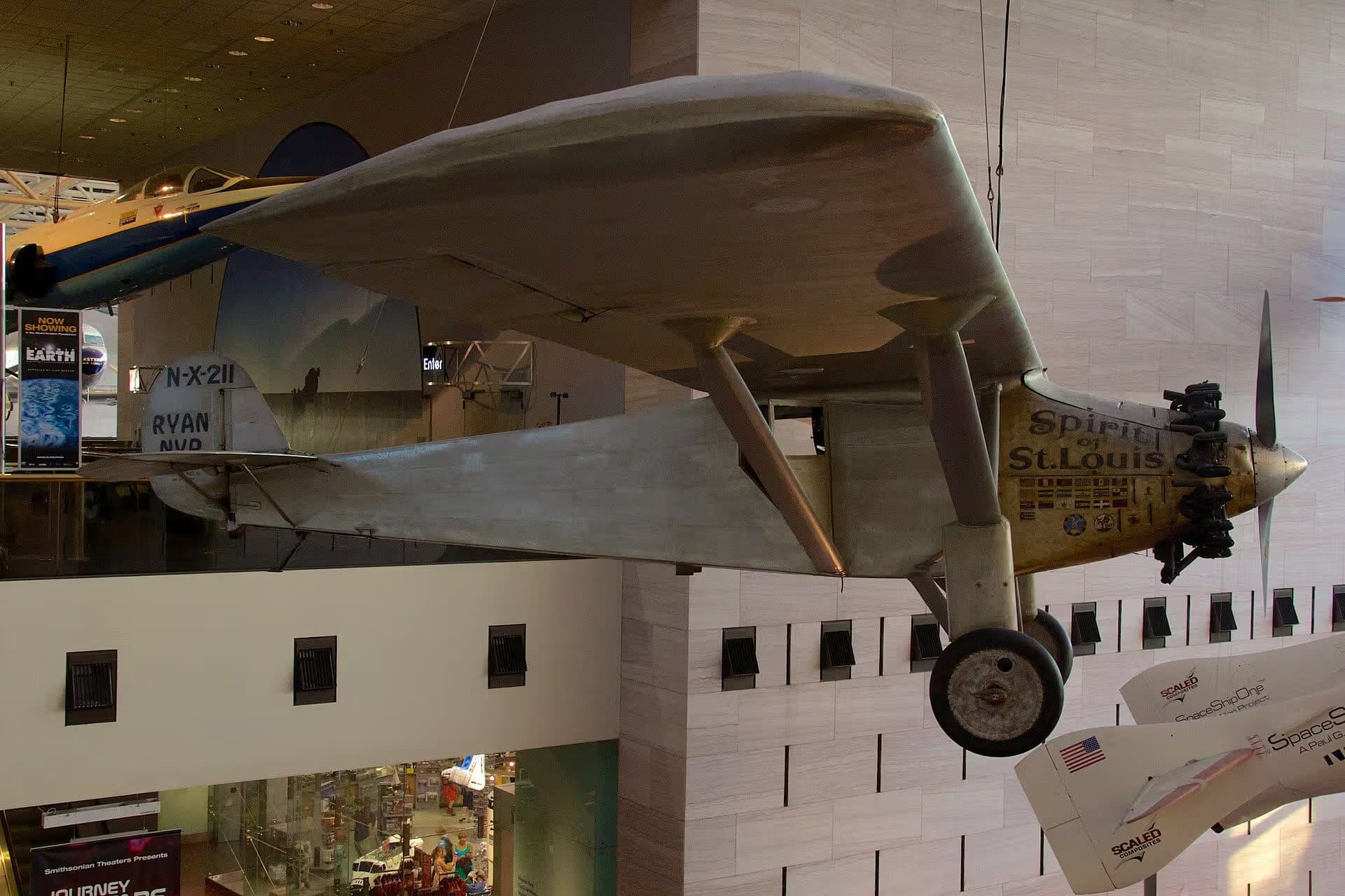 Unidentified — Single-engine aircraft