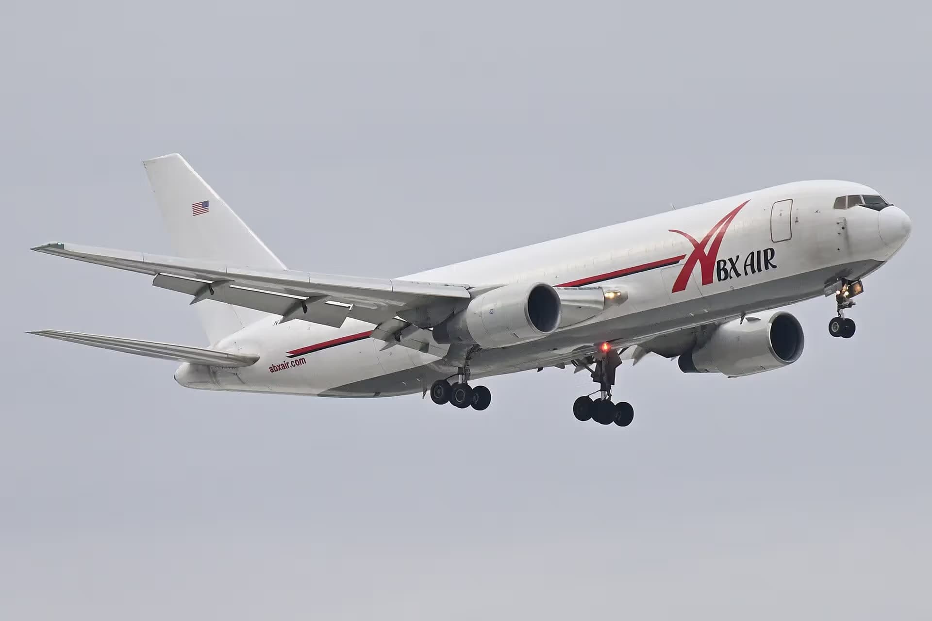 N750AX — Boeing at St. Louis Lambert International Airport