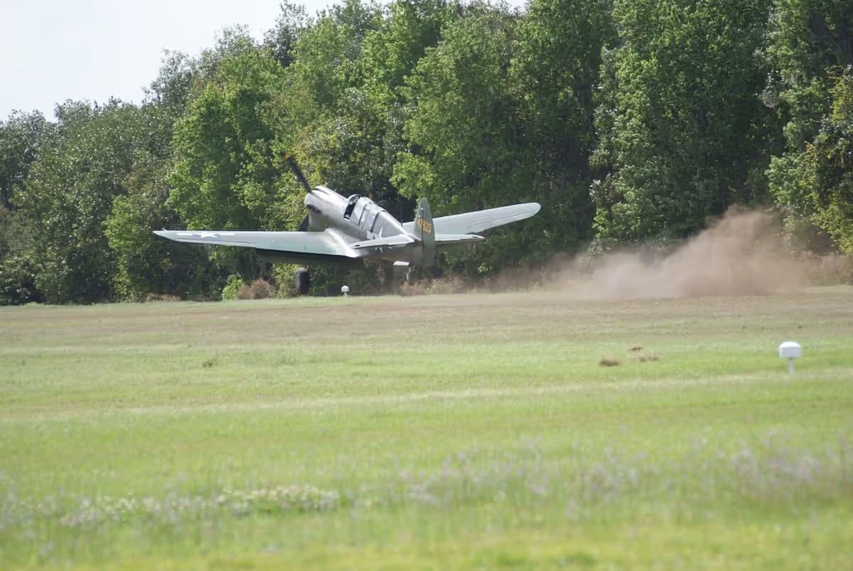 Unidentified — Warbird