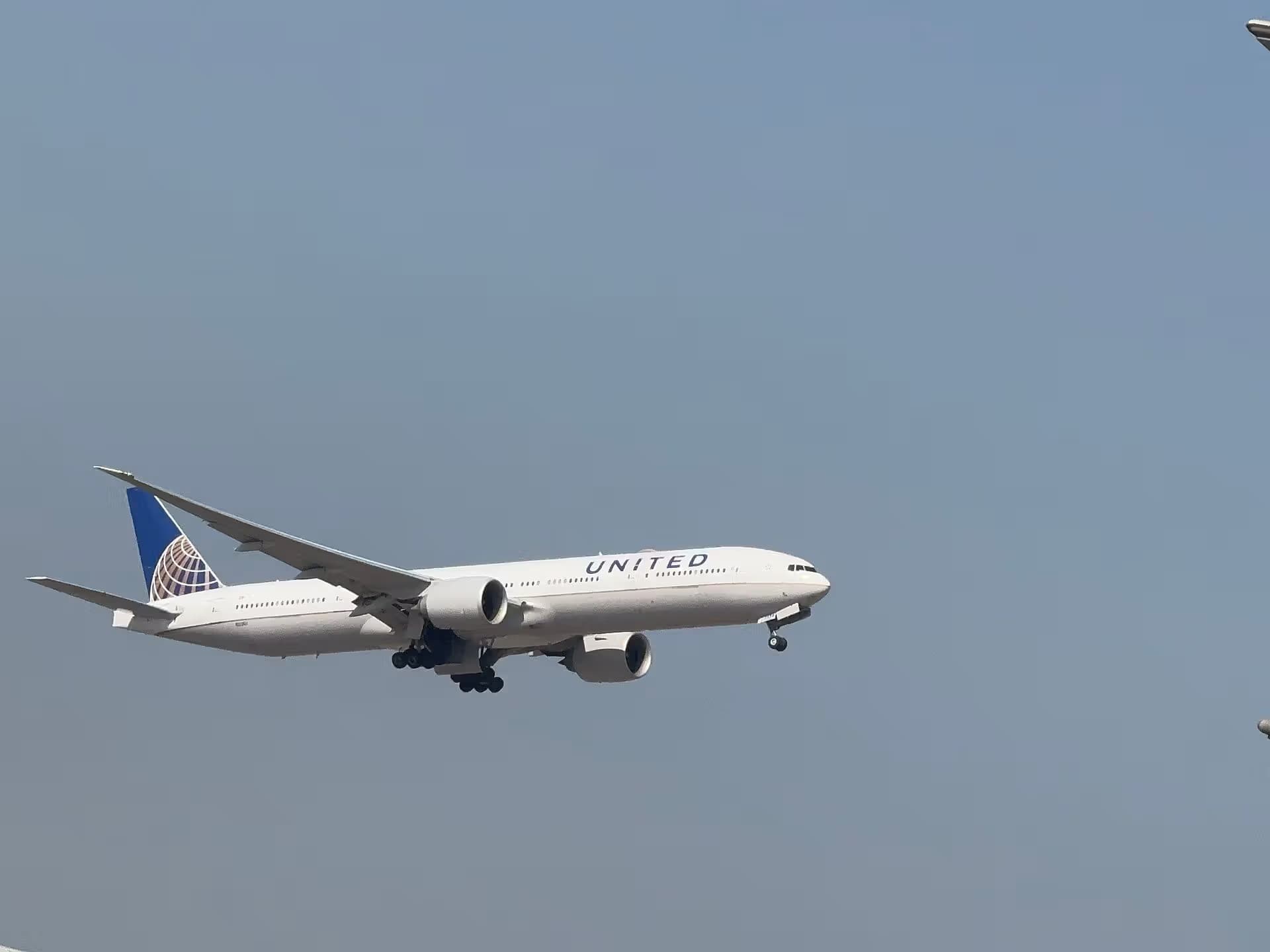 N2136U — Boeing