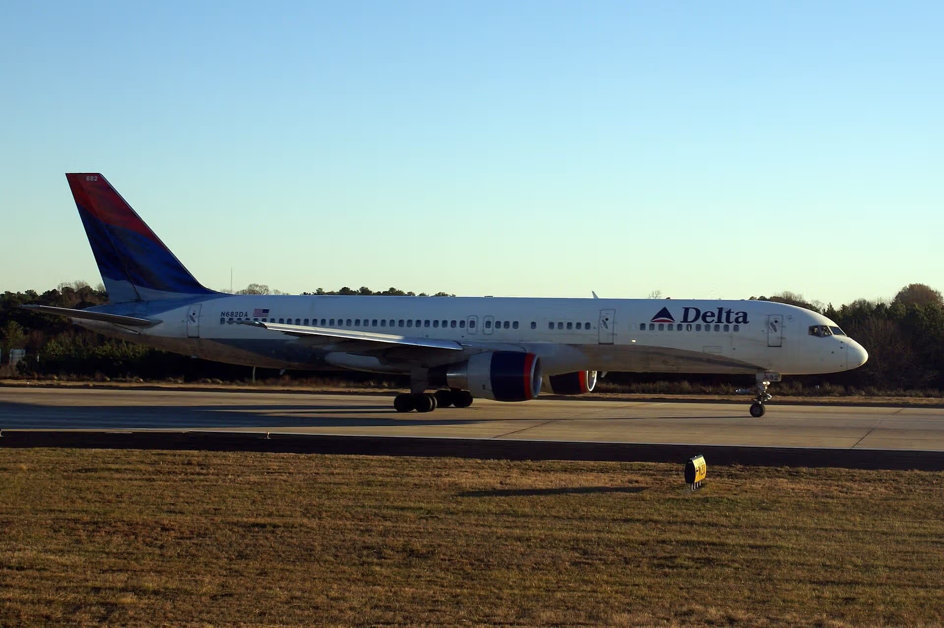 N682DA — Boeing